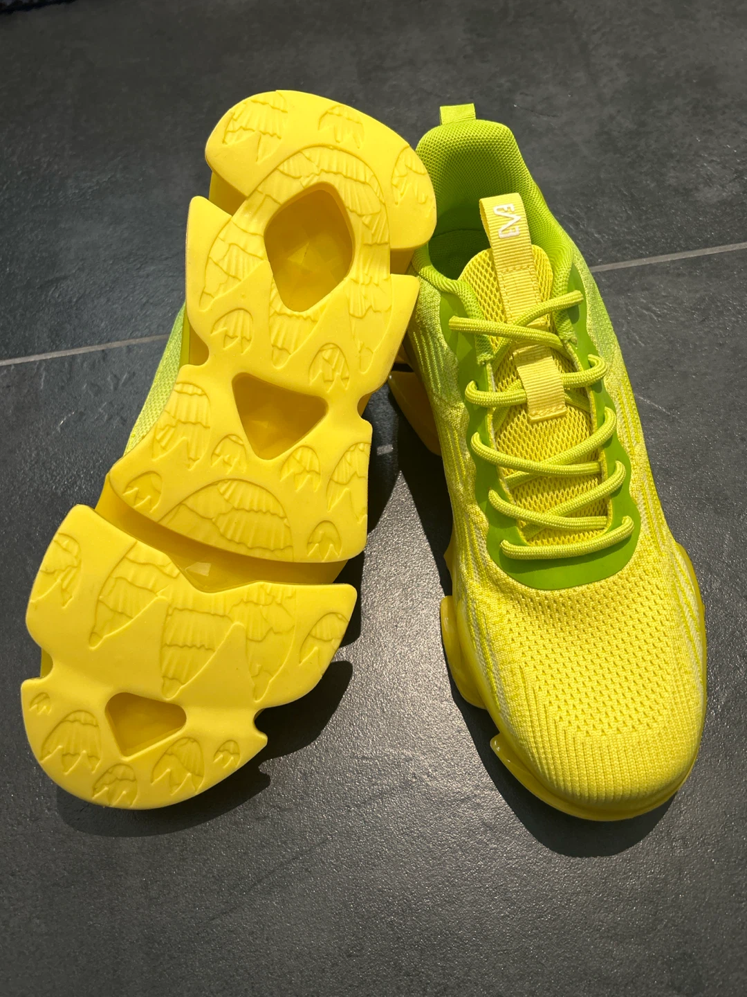 Fullafitt Running Shoes - Neon Yellow - photo 4