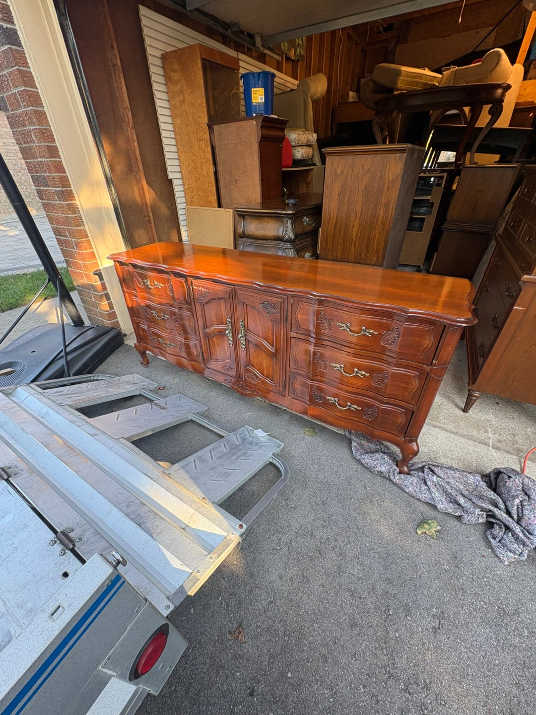 French Provincial Dresser - photo 2