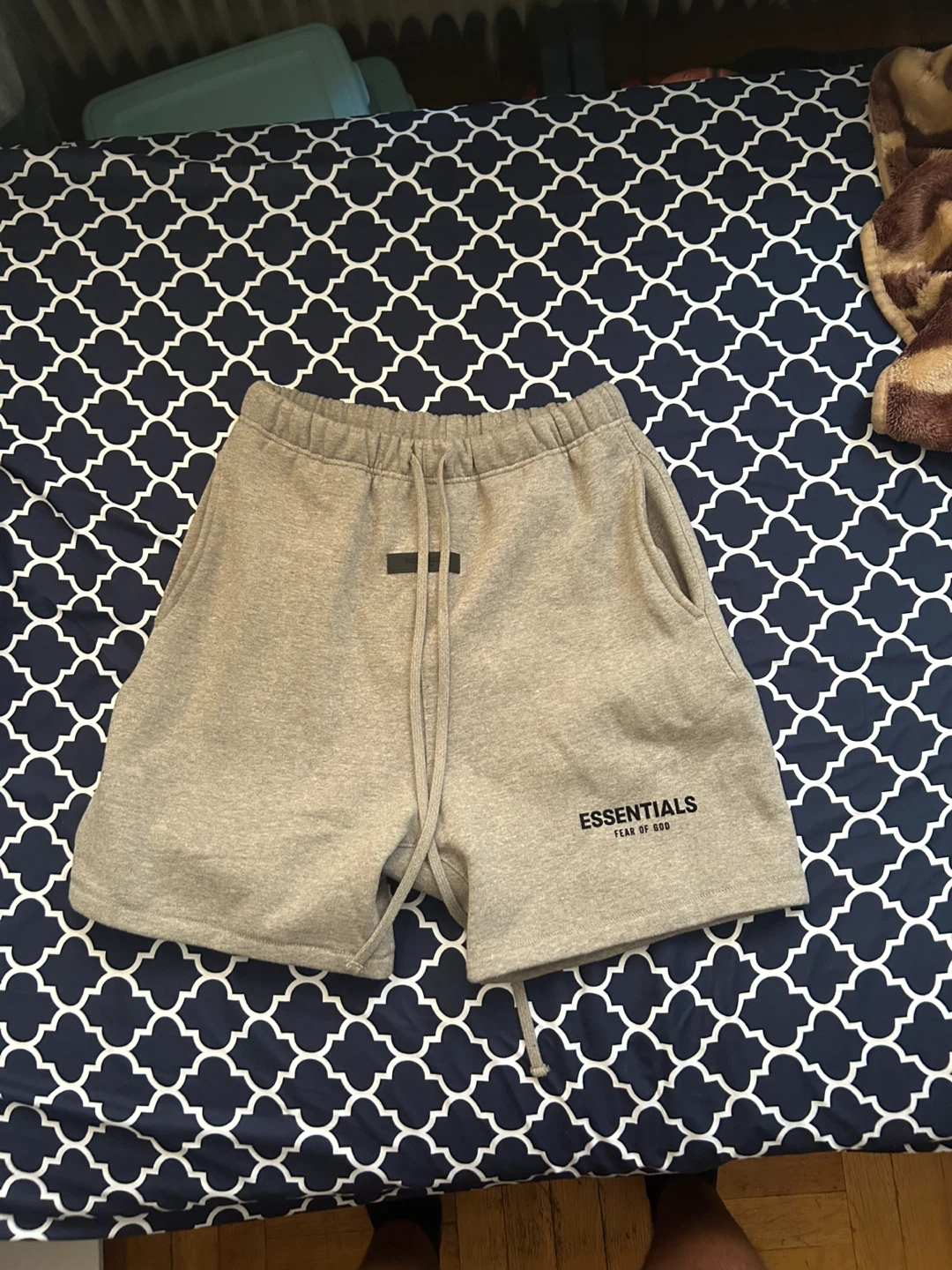ESSENTIALS Fear of God Grey Sweatshorts