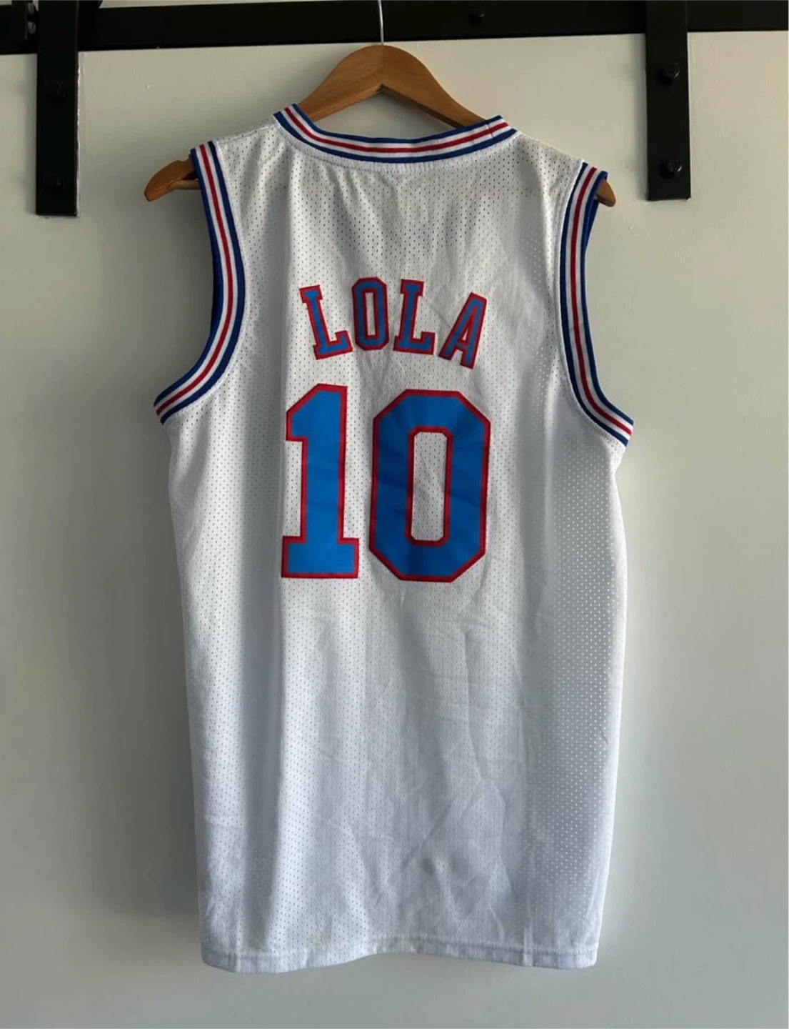 Tune Squad Lola Bunny Basketball Jersey size M - photo 2