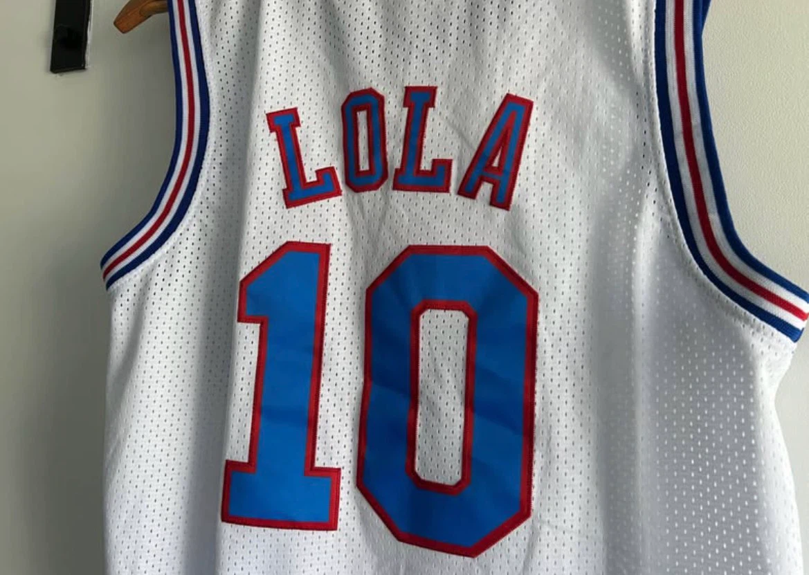 Tune Squad Lola Bunny Basketball Jersey size M - photo 3