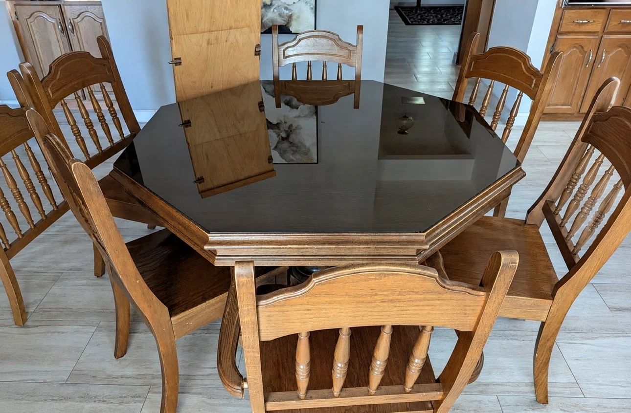 Octagon Dining Table with 6 Chairs - photo 2