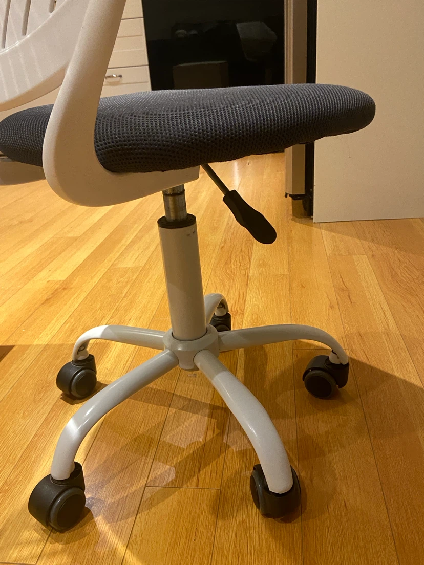 Office Chair - photo 3