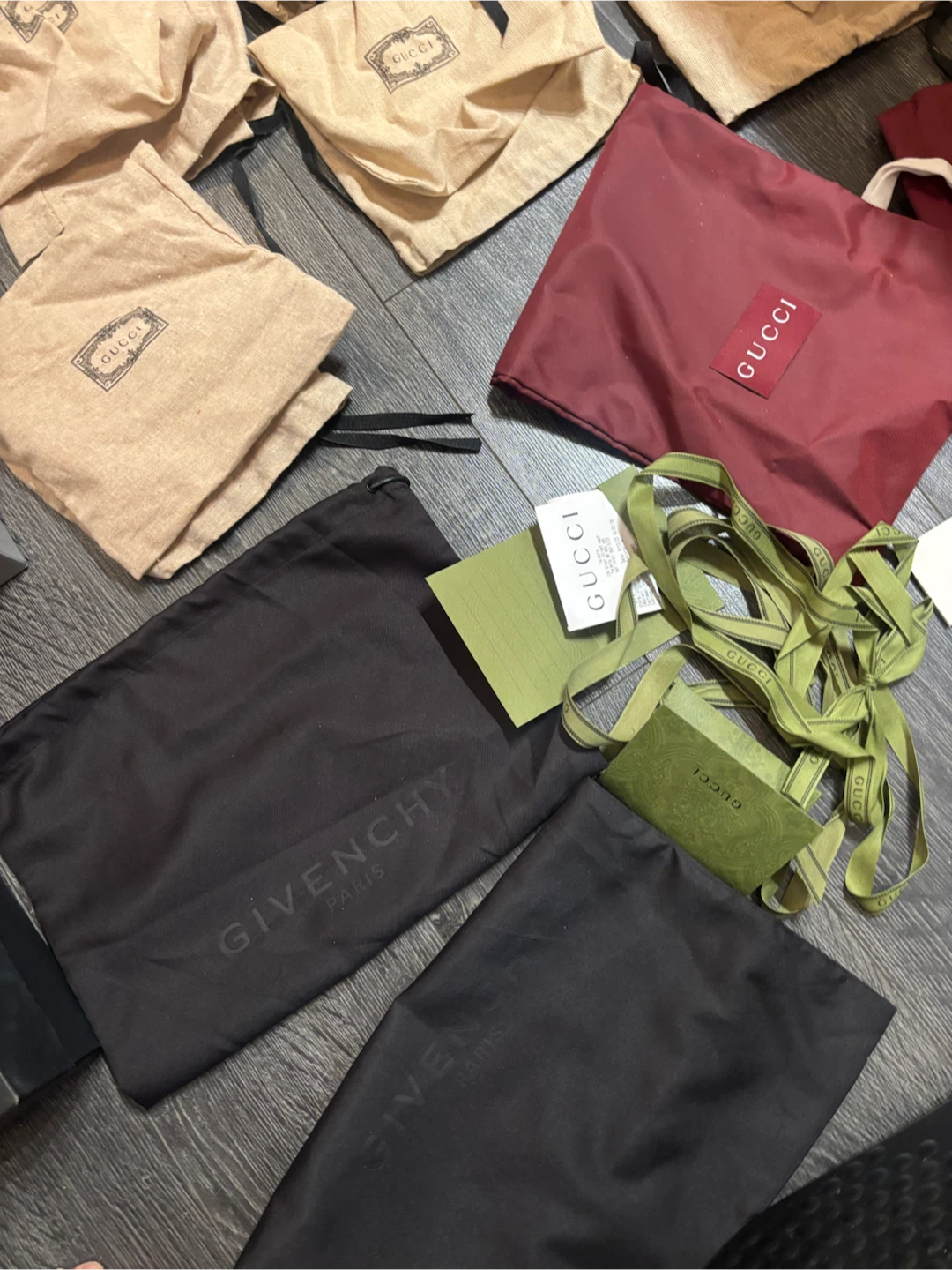 Over 50 Gucci, Louis Vuitton, balenciaga etc gift boxes - photo 3