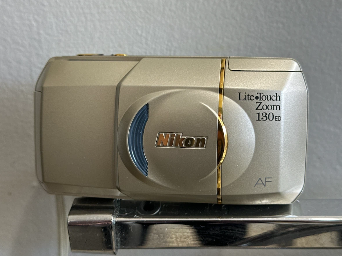 Nikon Lite Touch Zoom 130 ED 35mm Camera + Case - MINT - photo 2
