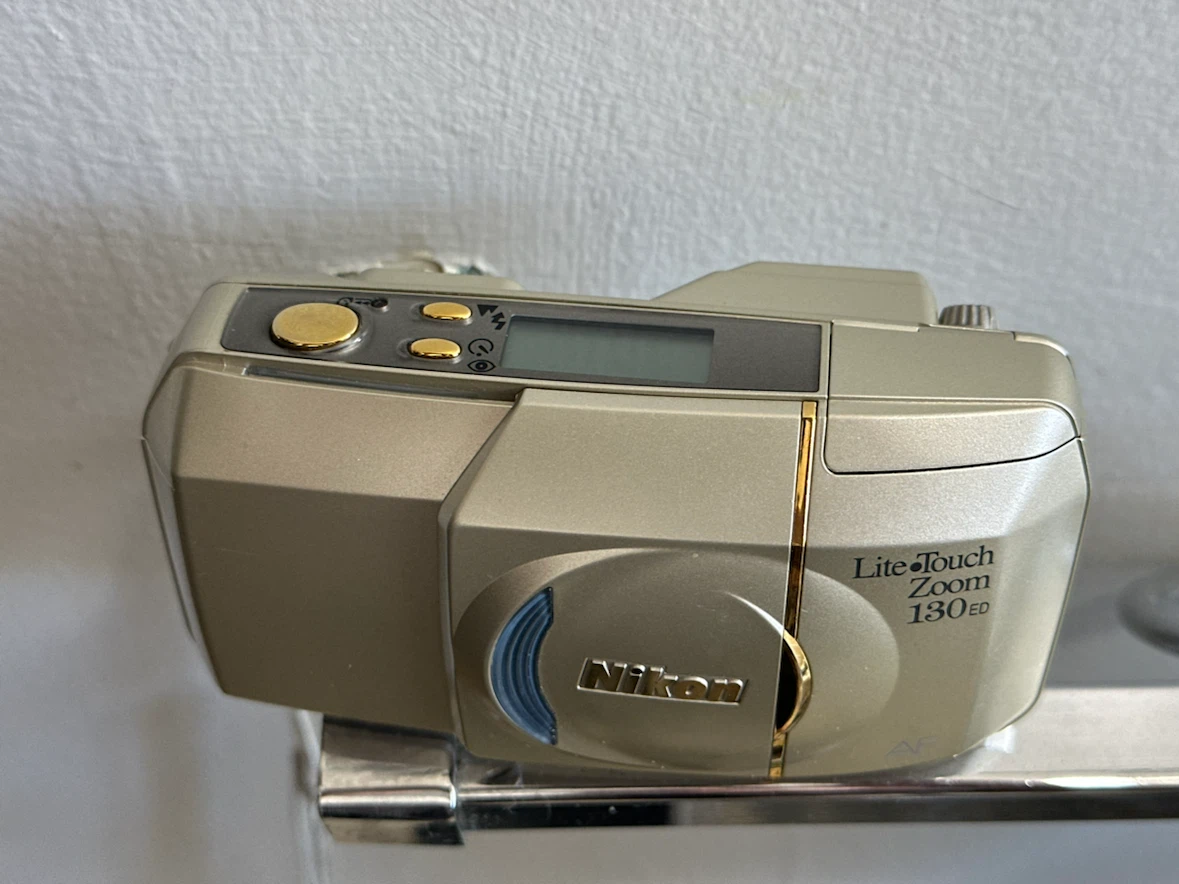 Nikon Lite Touch Zoom 130 ED 35mm Camera + Case - MINT - photo 3