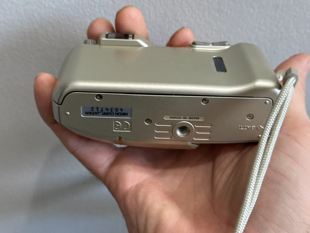 Nikon Lite Touch Zoom 130 ED 35mm Camera + Case - MINT - photo 4