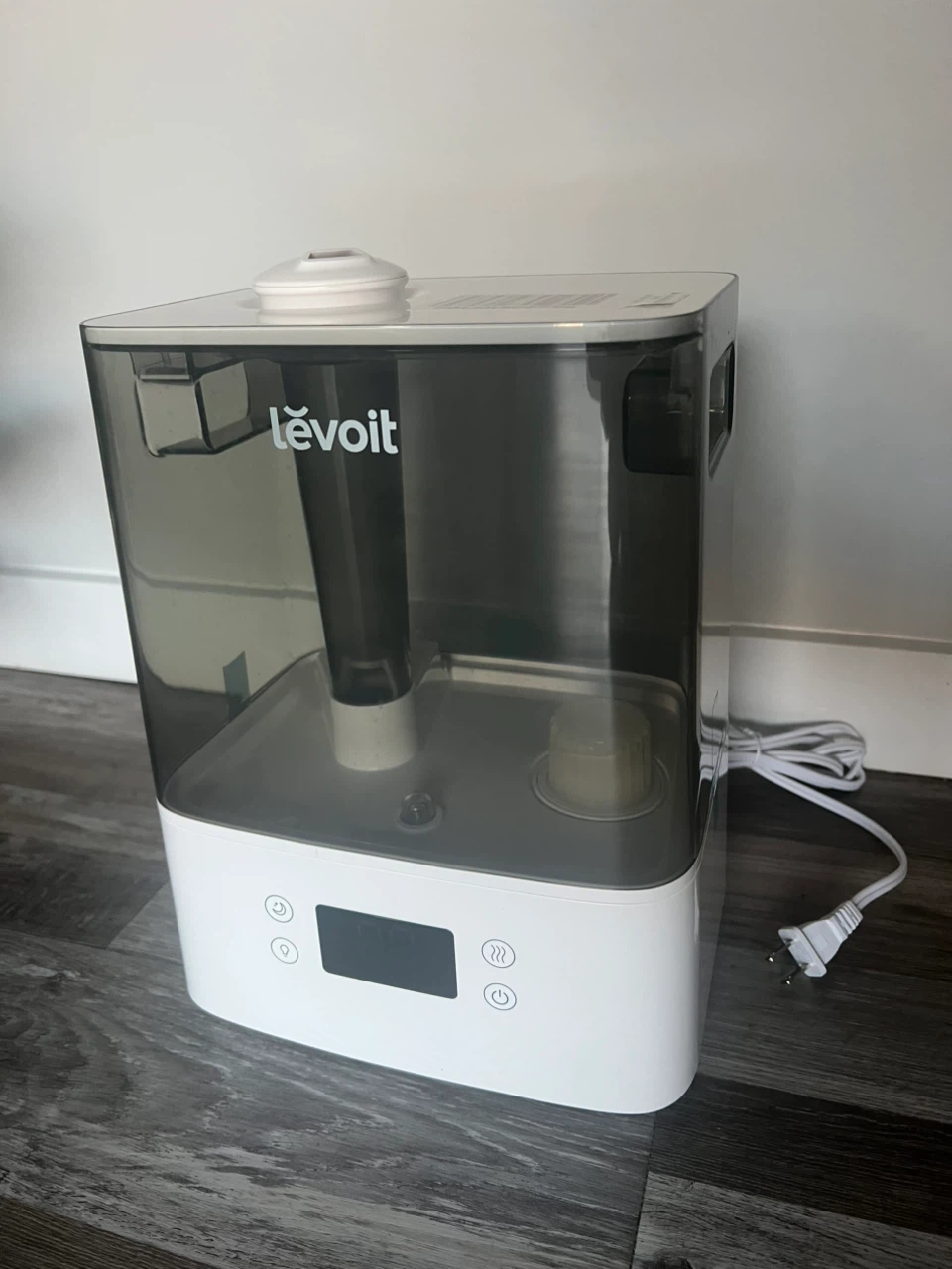 Smart ultrasonic humidifier – Levoit