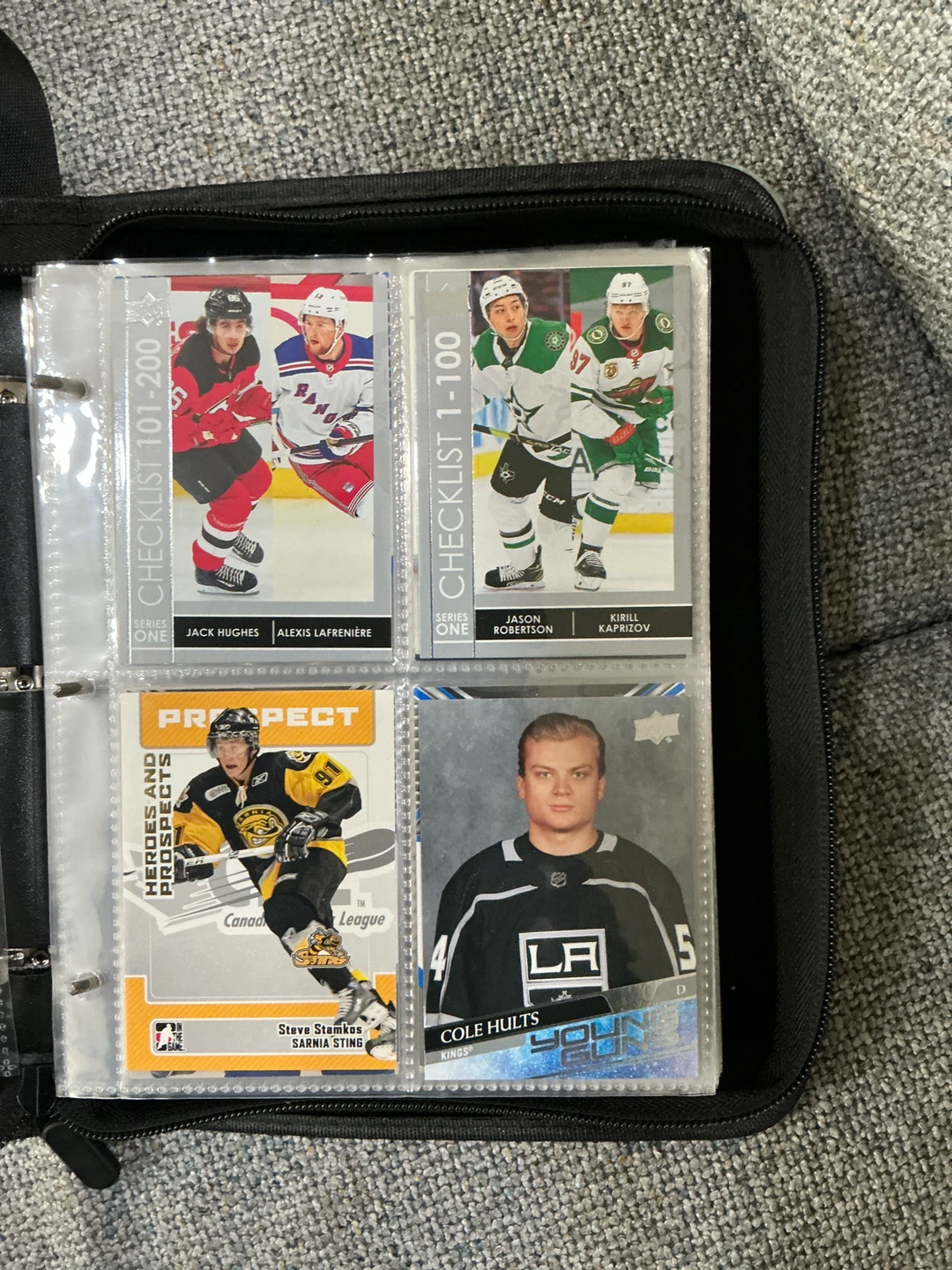 Hockey card lot - photo 3