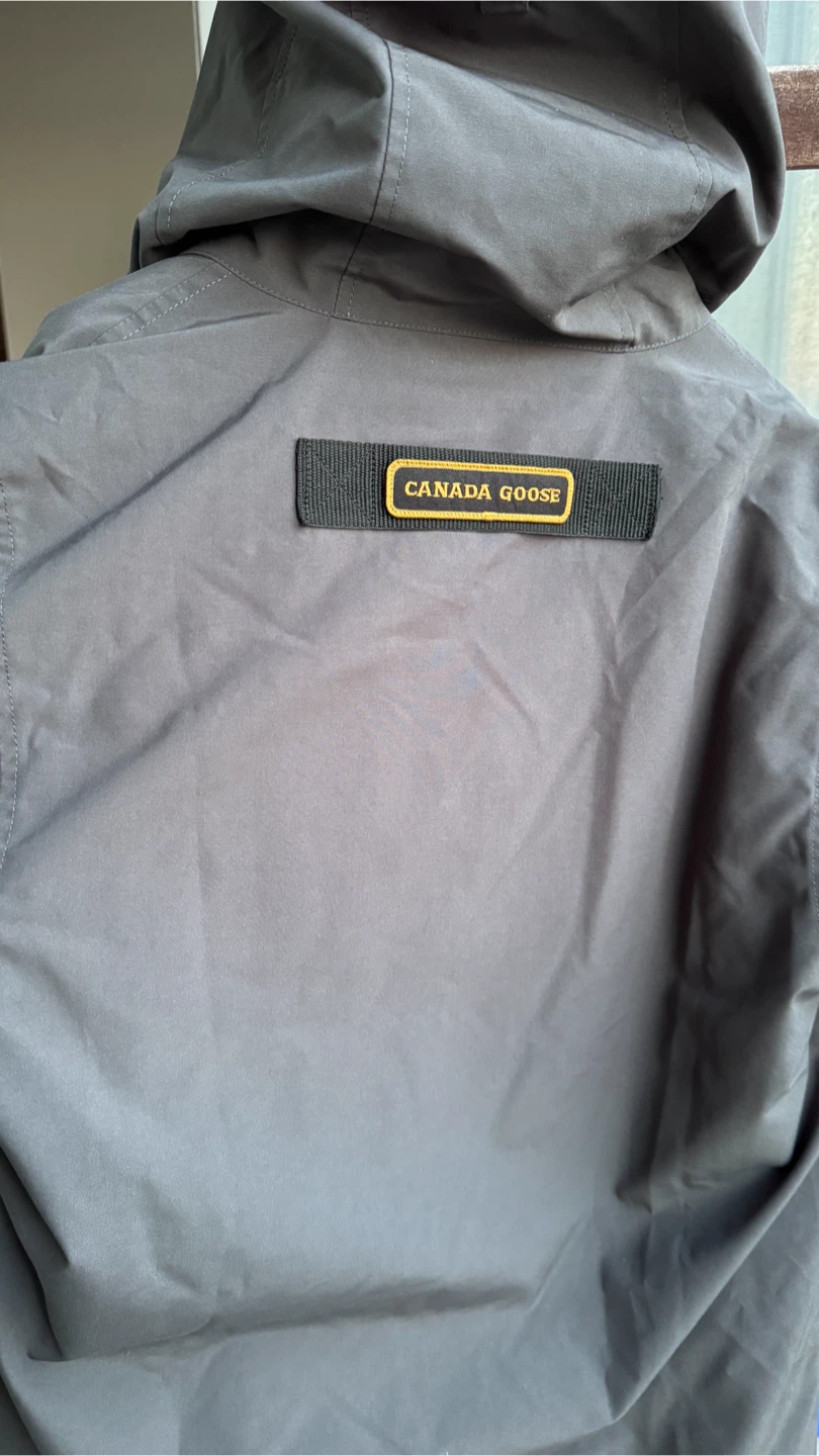 Canada Goose Parka Jacket - Medium - photo 5