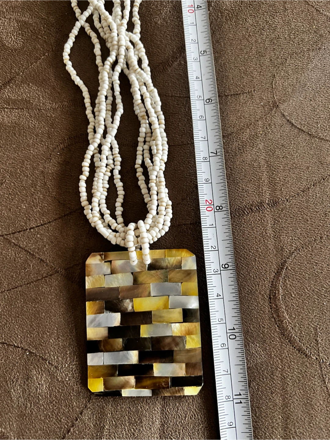 White Beaded Necklace with Mother of Pearl Pendant