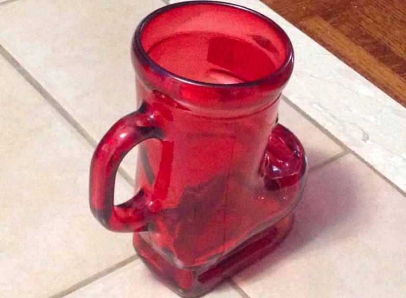 Molson Canadian Red Glass Boot Mug - photo 2