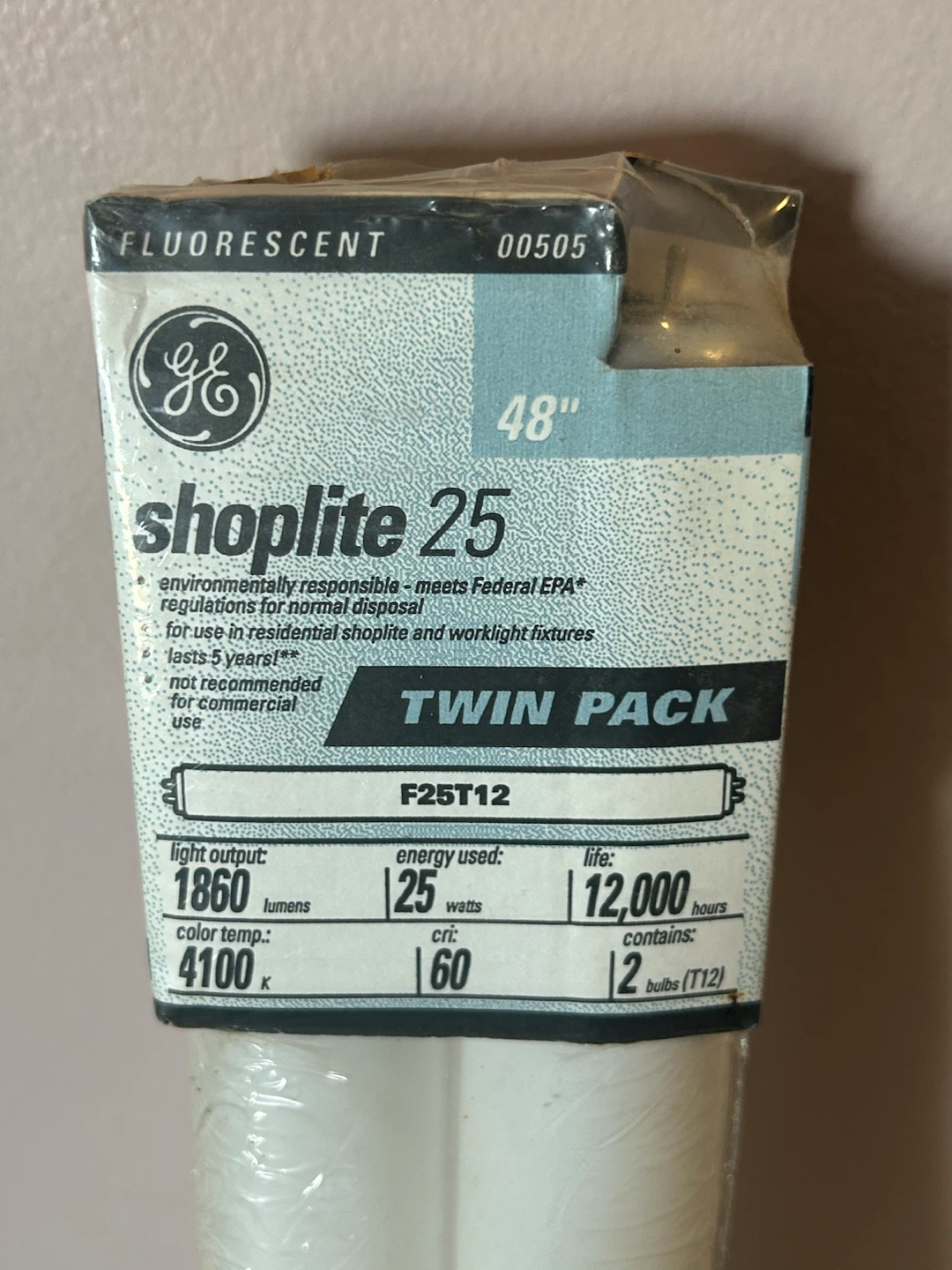 GE Shoplite 25 Fluorescent Light Bulbs - 48" Twin Pack - photo 2