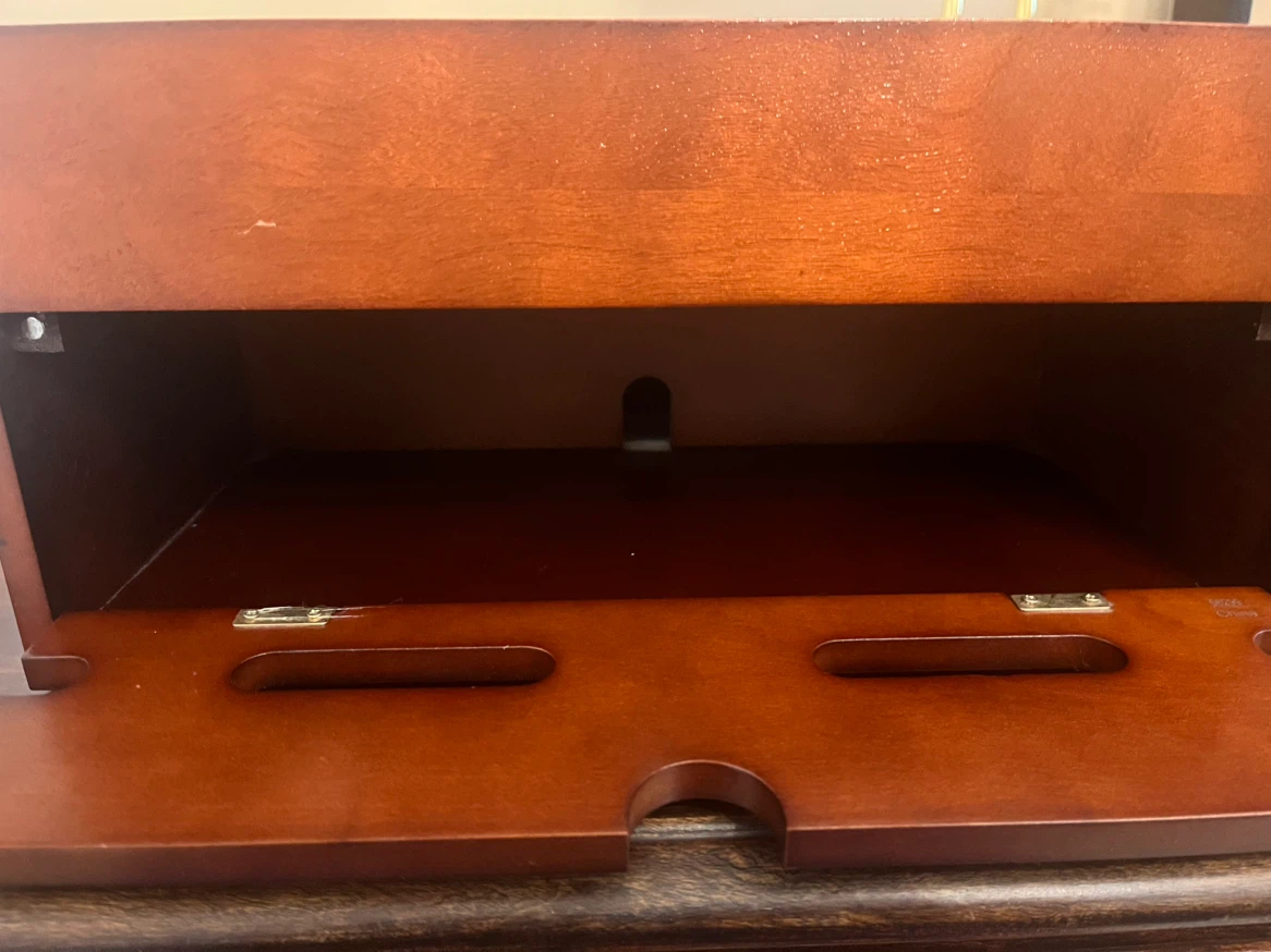 Brookstone Wooden Desk Organizer/Charging Station - photo 5