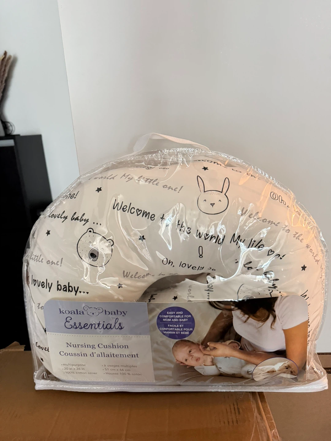 For Sale: Brand New High Chair & Nursing Pillow Set - photo 2