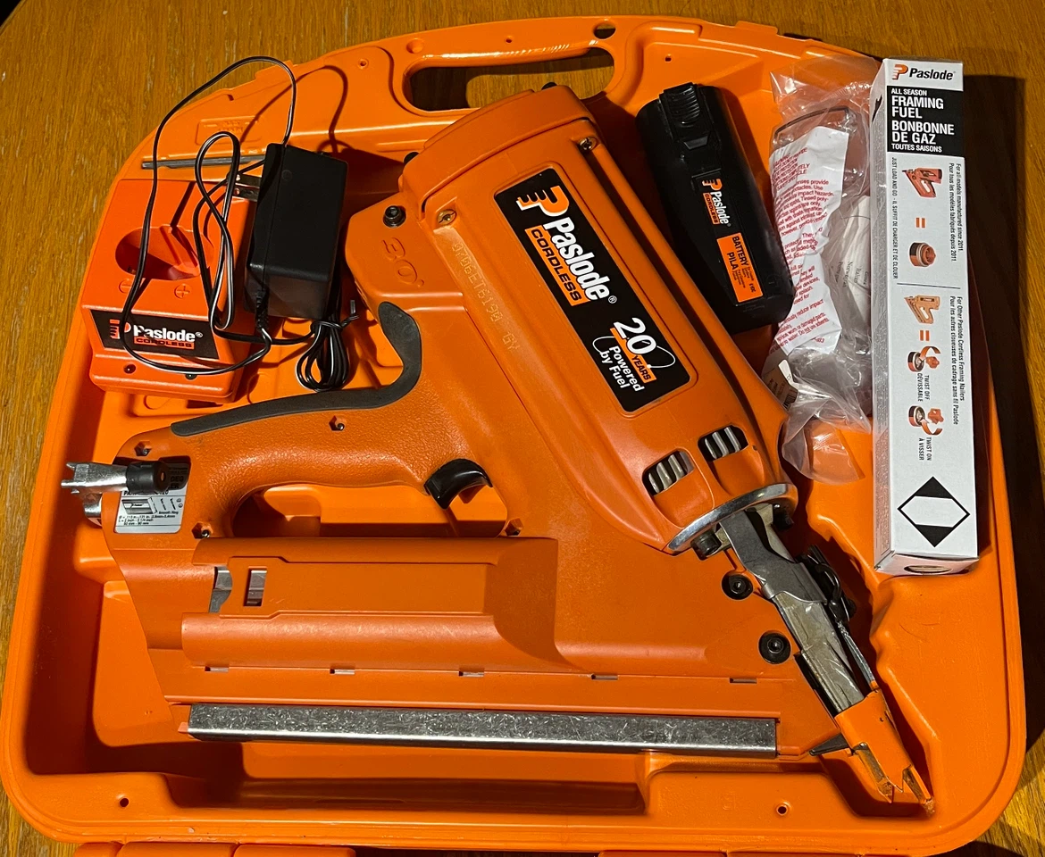 Paslode Cordless Framing Nailer - 900420