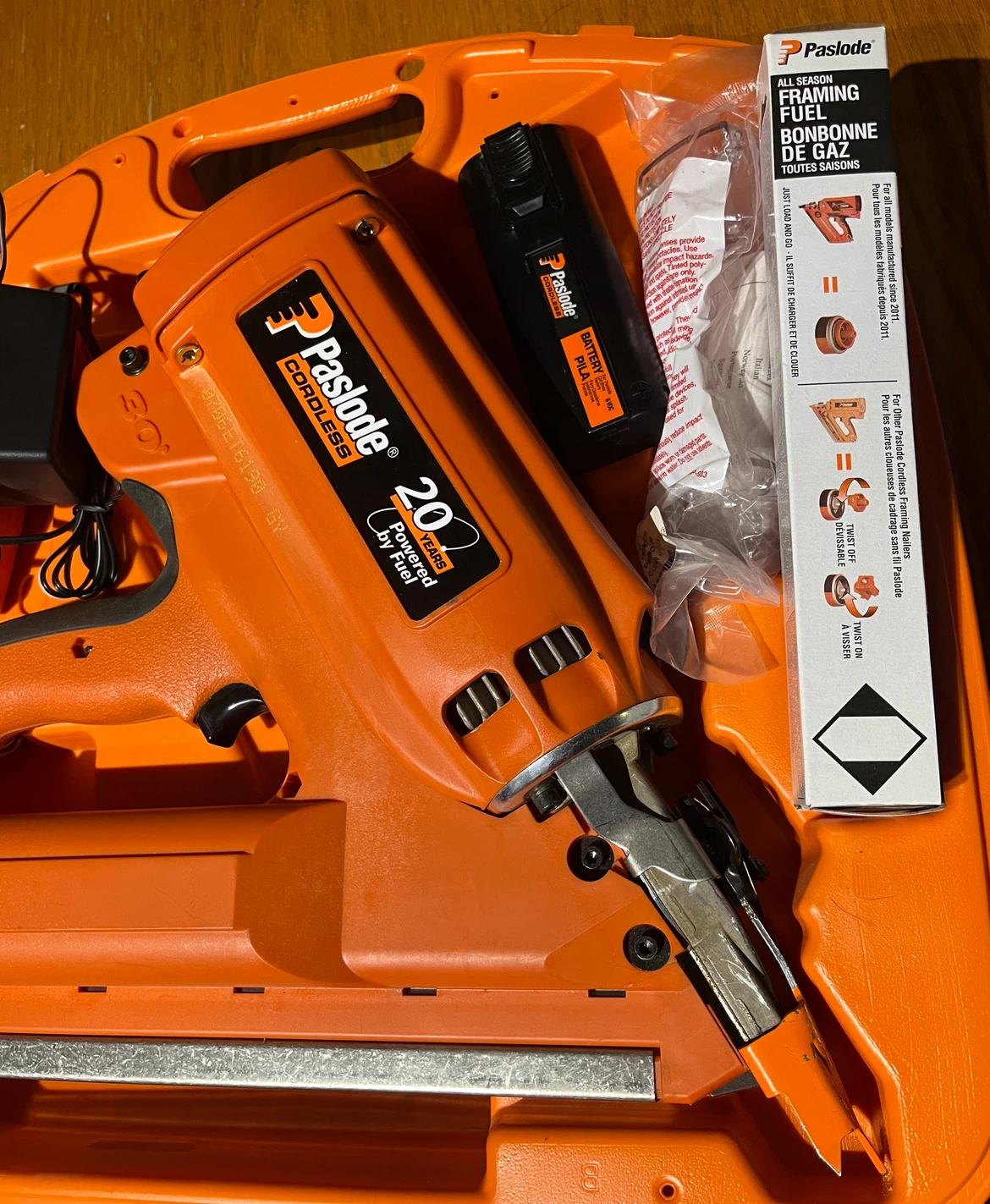 Paslode Cordless Framing Nailer - 900420 - photo 2