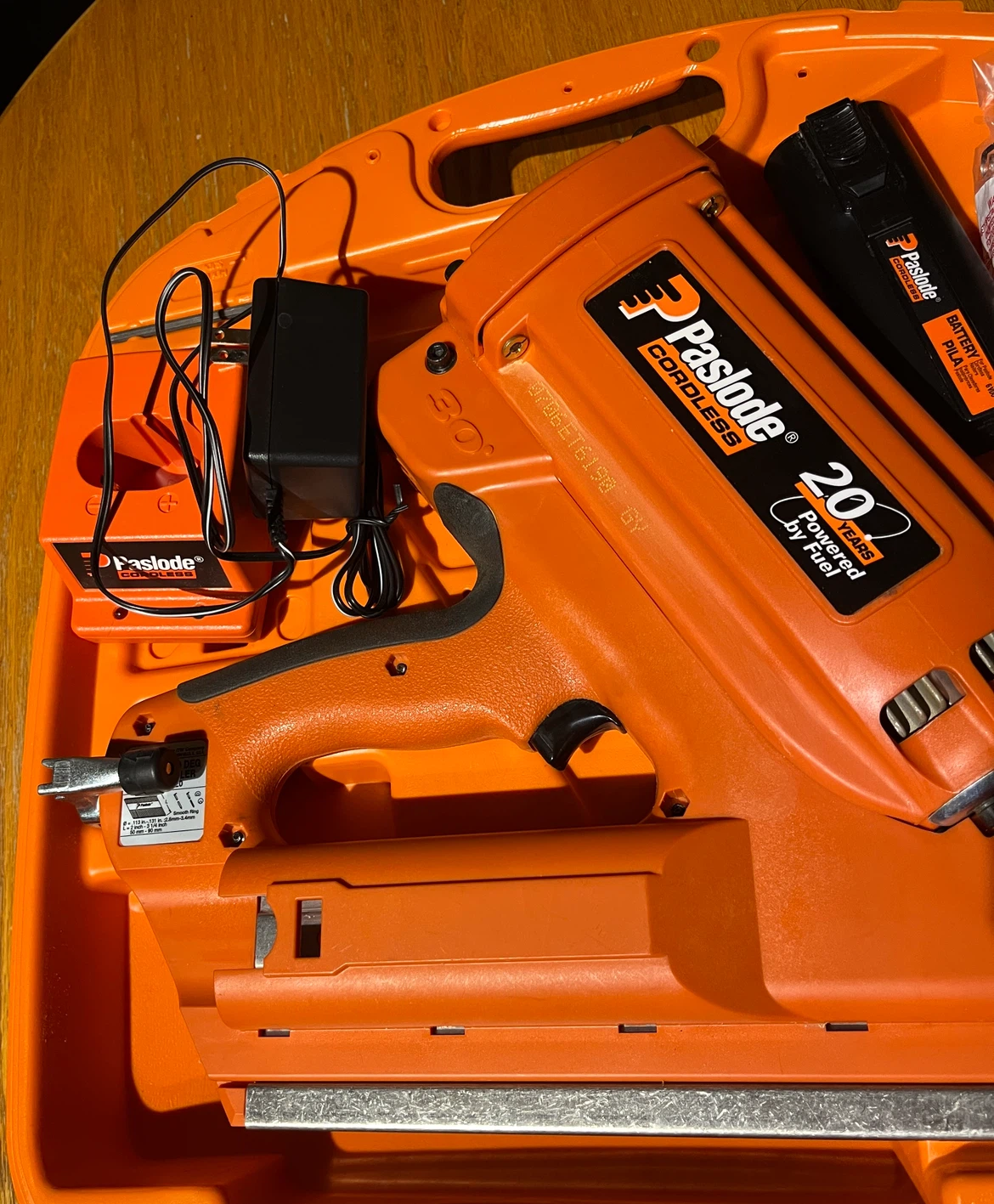 Paslode Cordless Framing Nailer - 900420 - photo 3