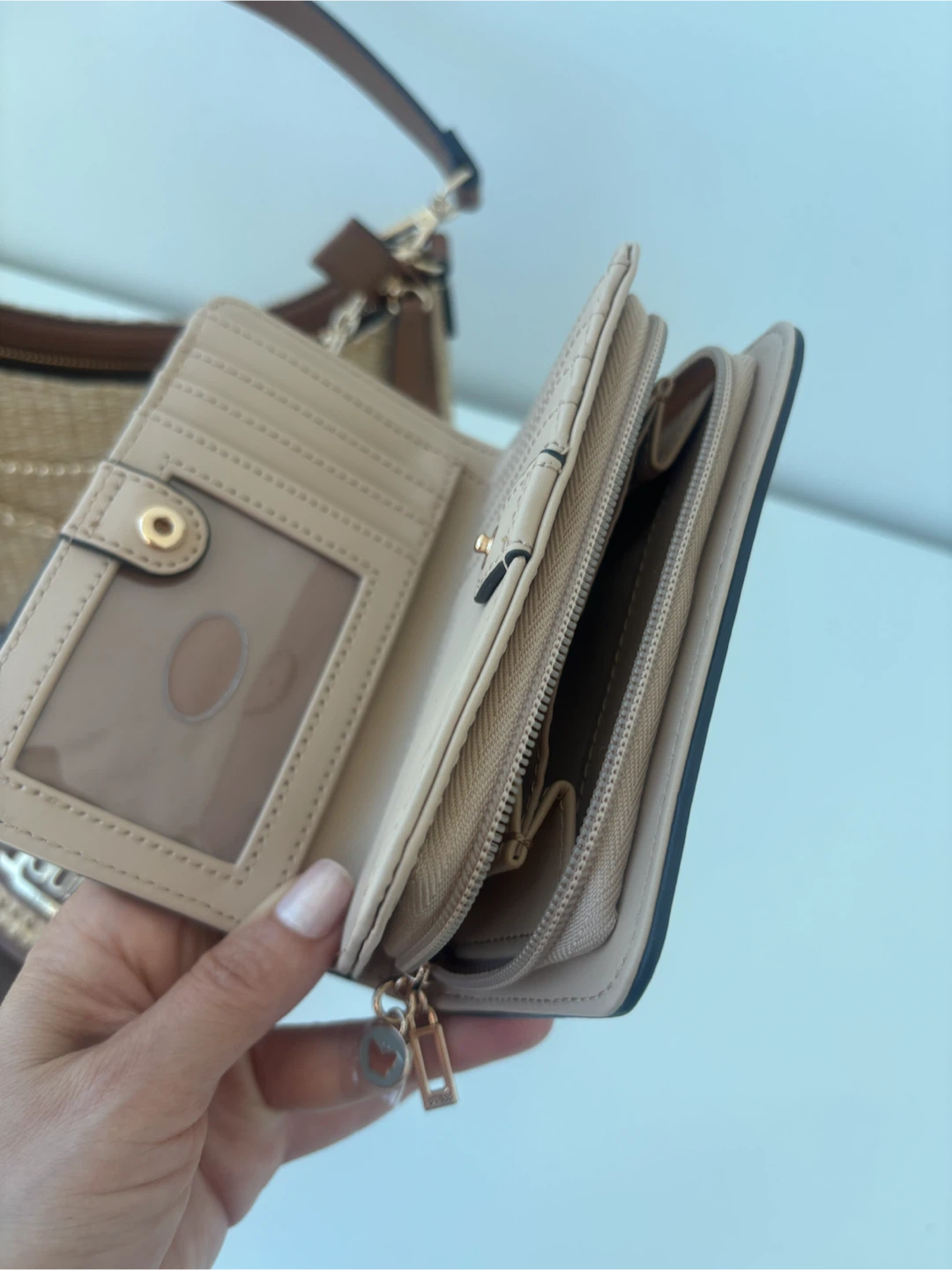Set of handbag ,sandals and wallet - photo 3