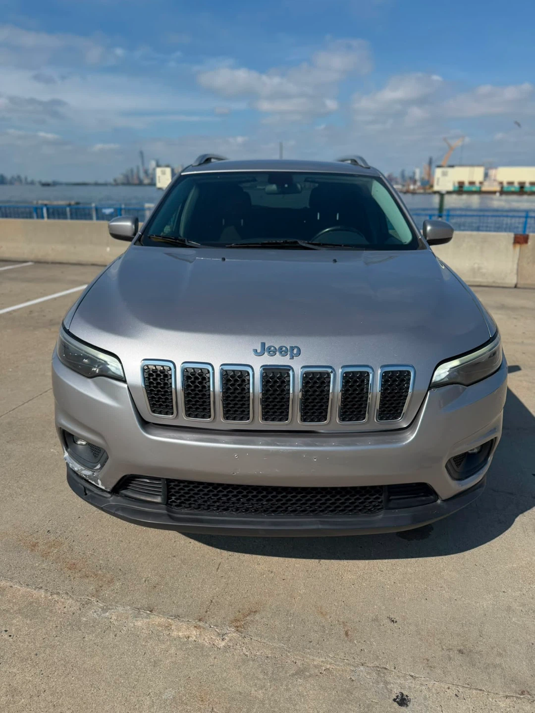 Silver Jeep Cherokee Latitude 4x4 SUV