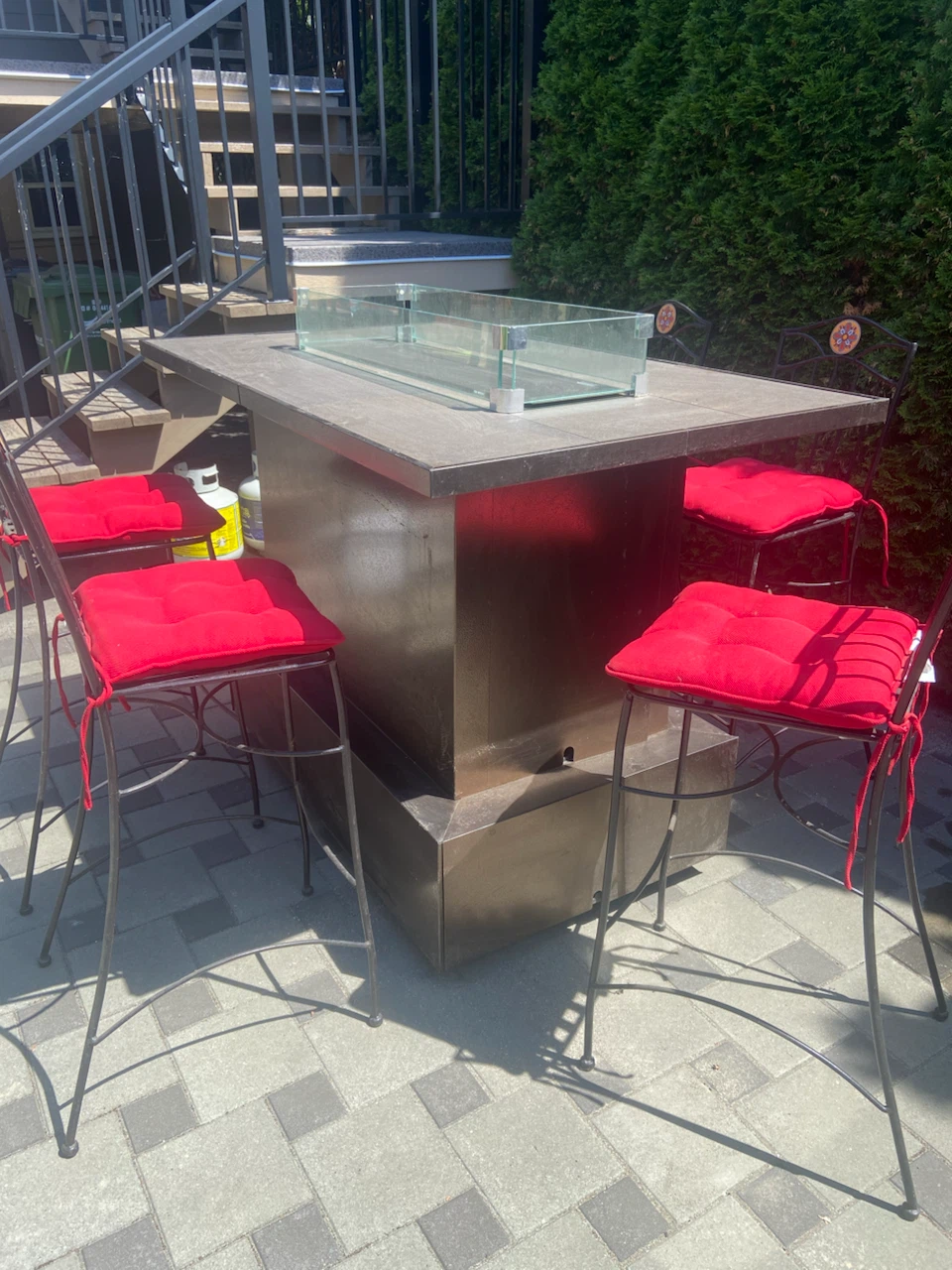 Outdoor Fire Pit Table with 5 high stools. - photo 3