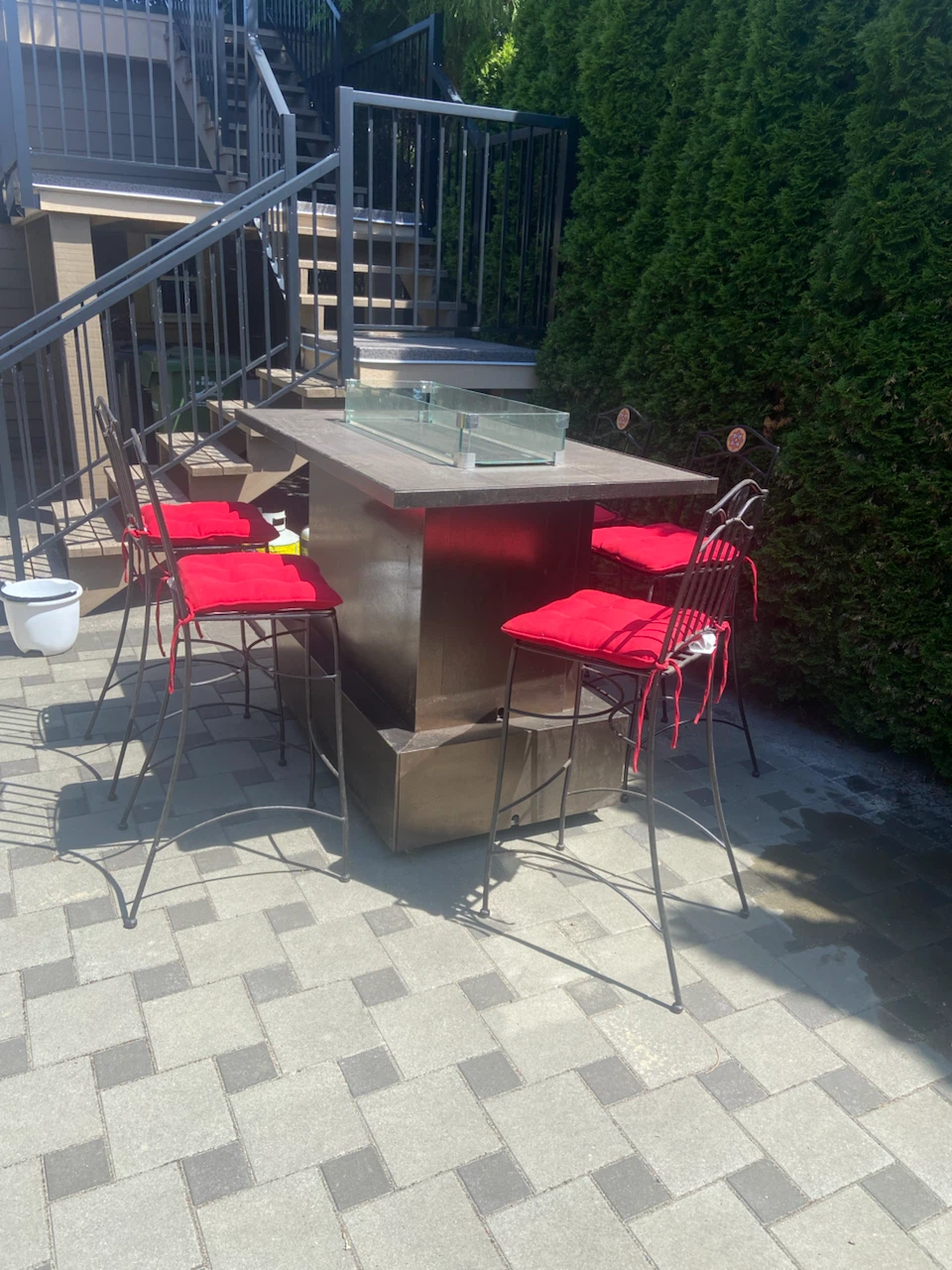 Outdoor Fire Pit Table with 5 high stools. - photo 5