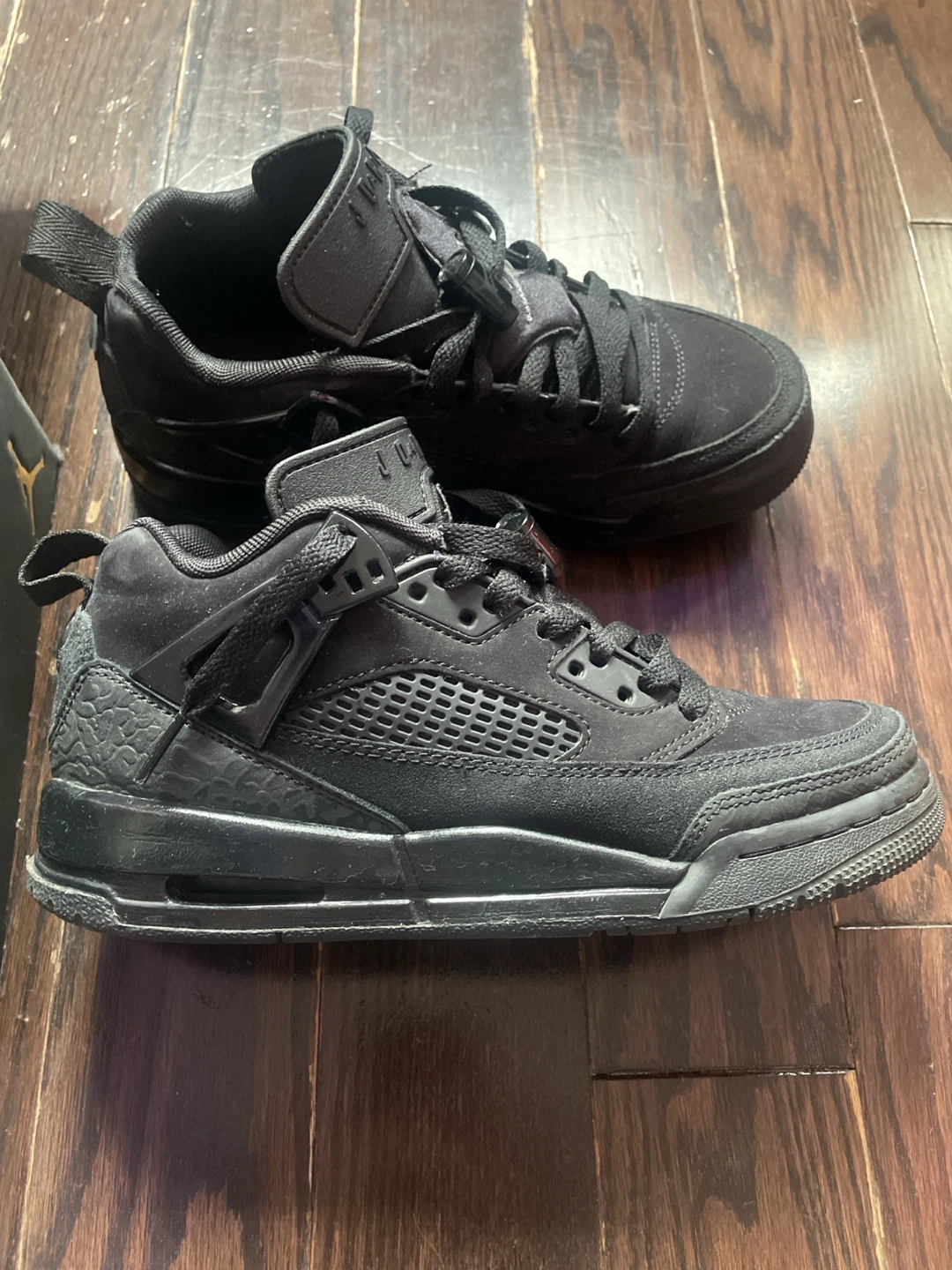Jordan spizike low grade school - photo 3