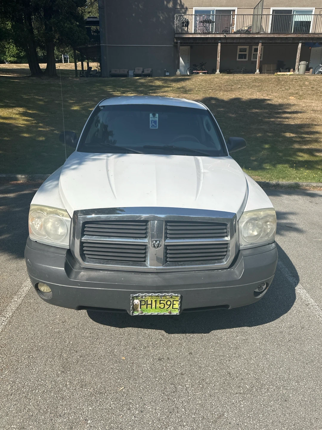2005 Dodge Dakota 4x4 V8 Crew Cab — $2,500 OBO - photo 2
