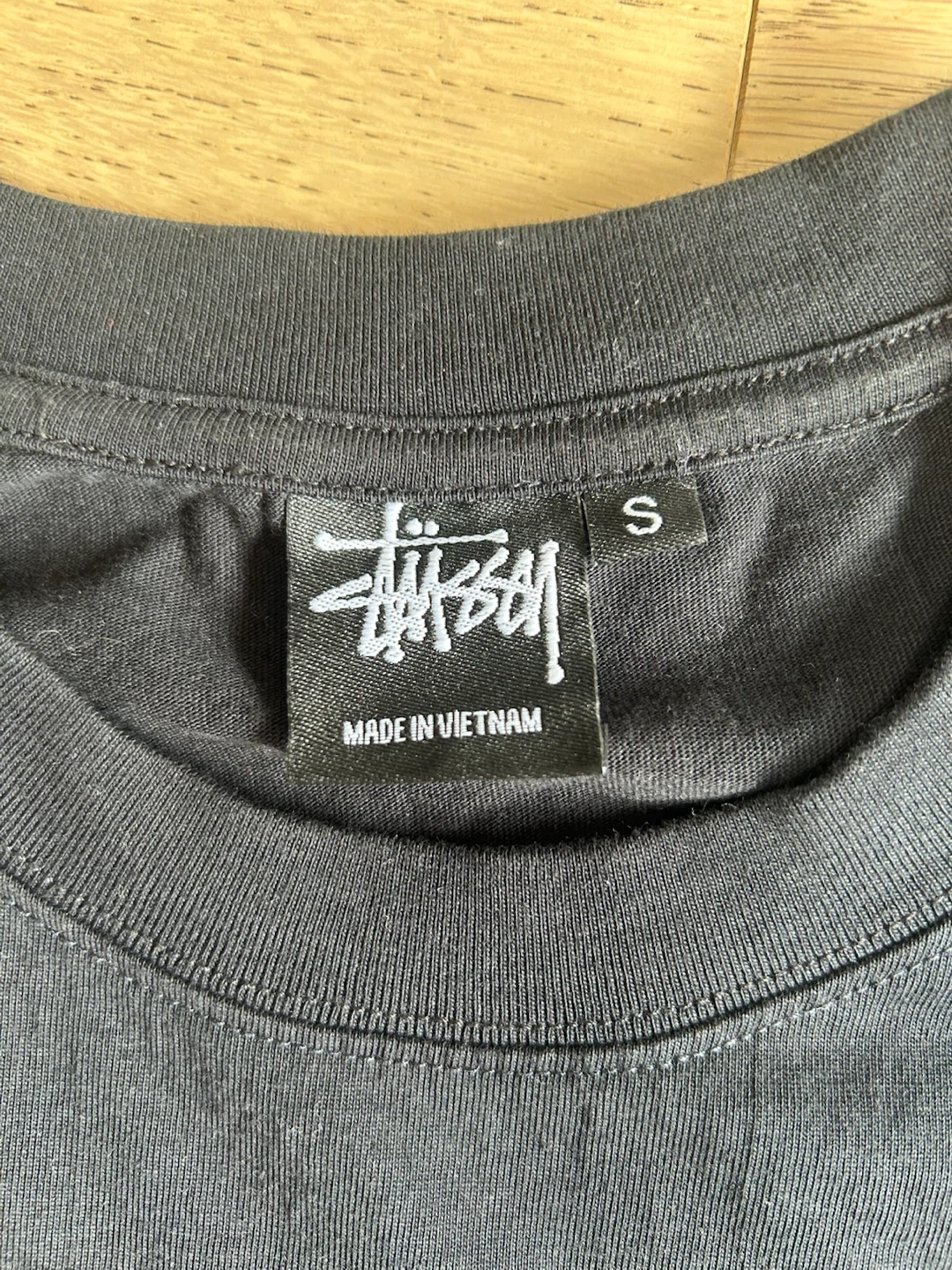 Stüssy Black Dice Graphic T-Shirt (size s) - photo 3