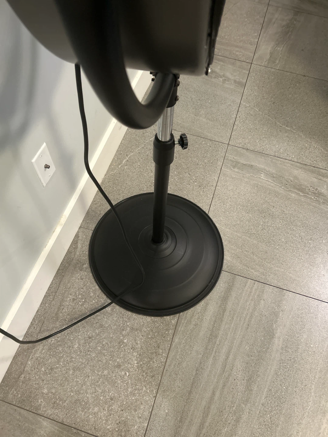 Garrison Pedestal Fan - photo 3