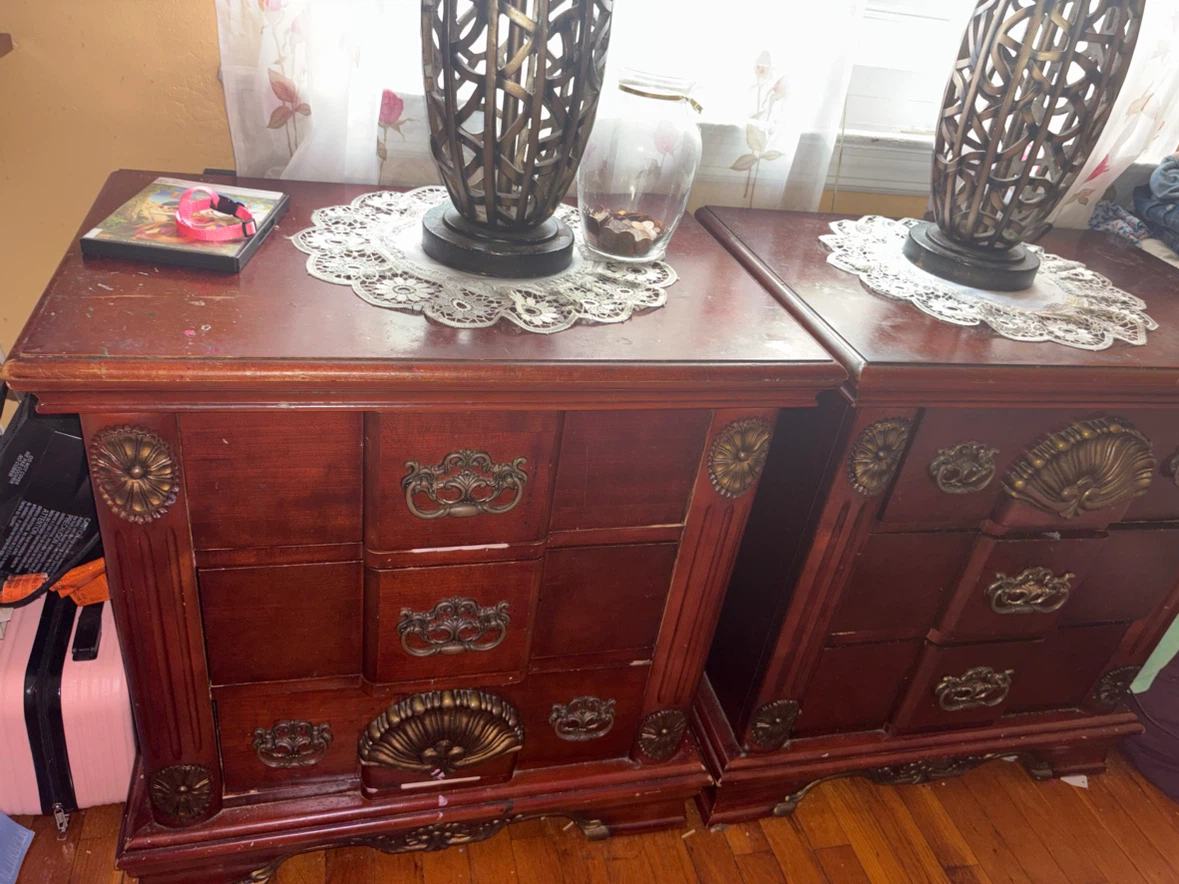 Vintage Wood Nightstand Set - photo 2