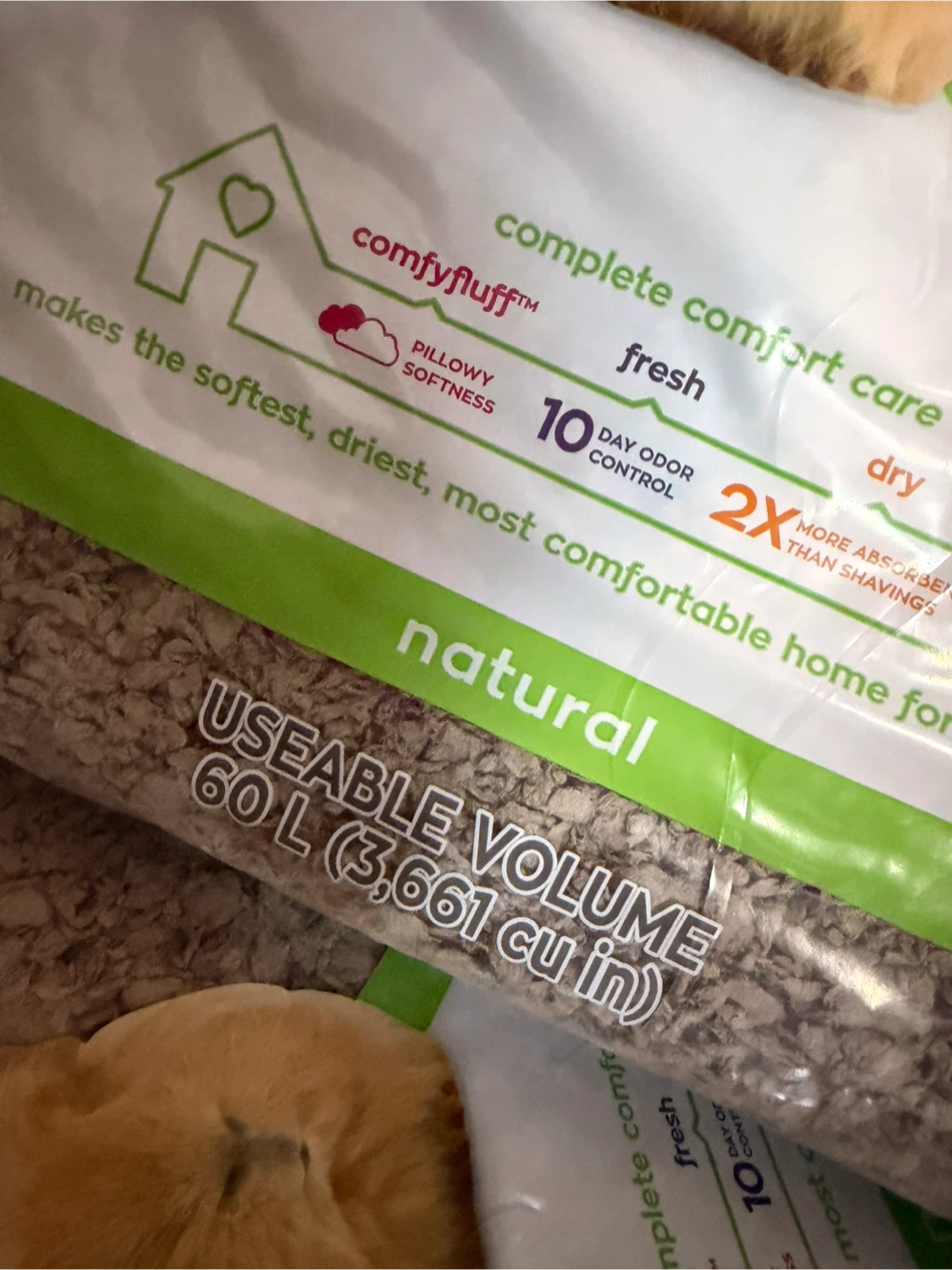 Carefresh Small Pet Bedding 60L - Natural Brand New - photo 3