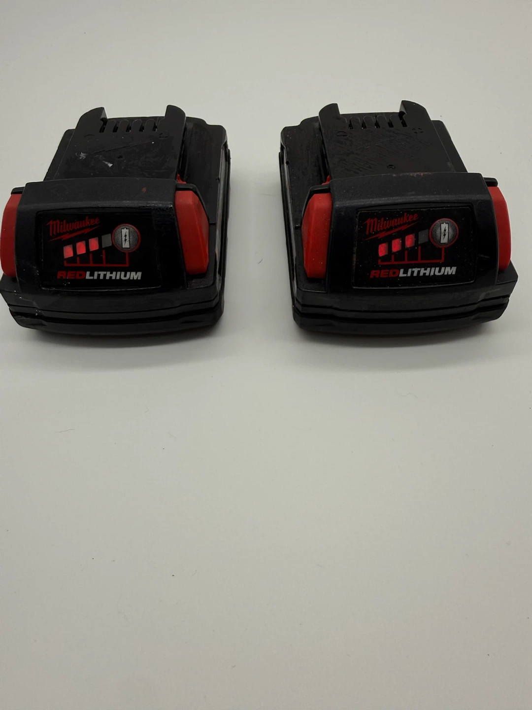 MilwaukeeM18 Lithium-Ion CP 2.0 Ah REDLITHIUM Battery - photo 2