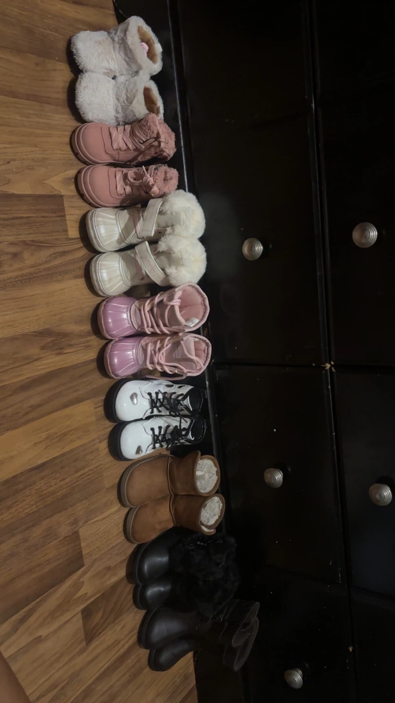 Children's Shoes Assortment