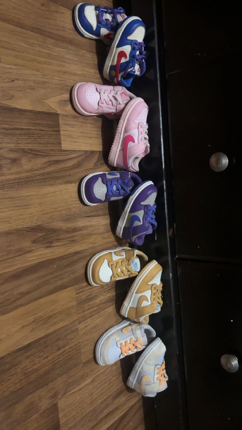 Children's Shoes Assortment - photo 2