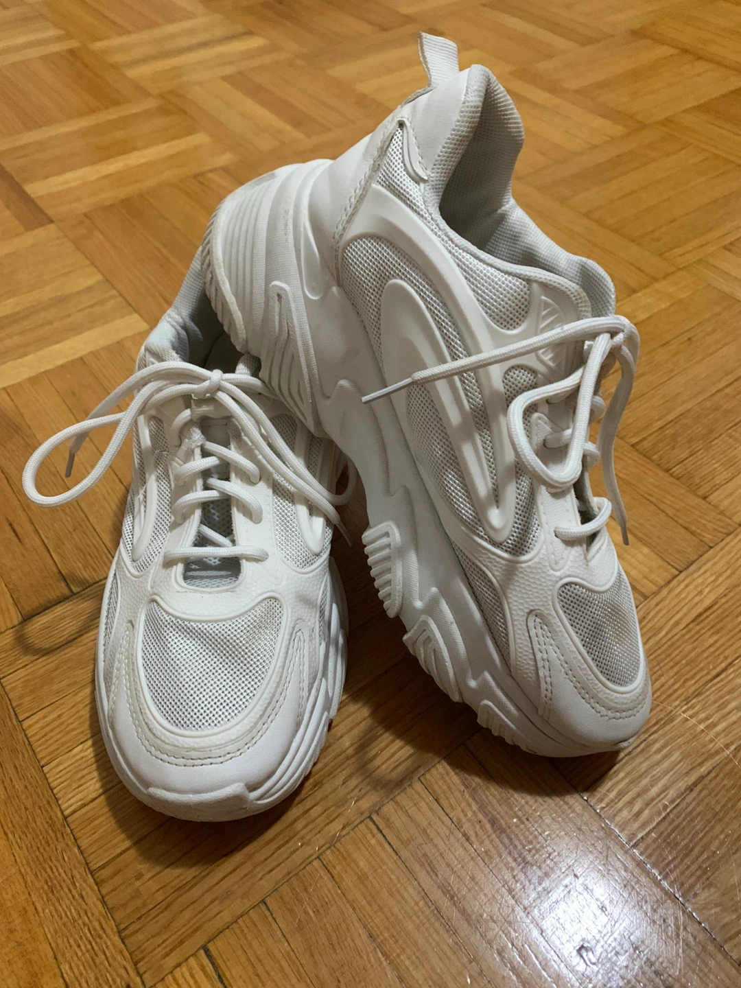 White Chunky Sneakers (CLN) Euro 38