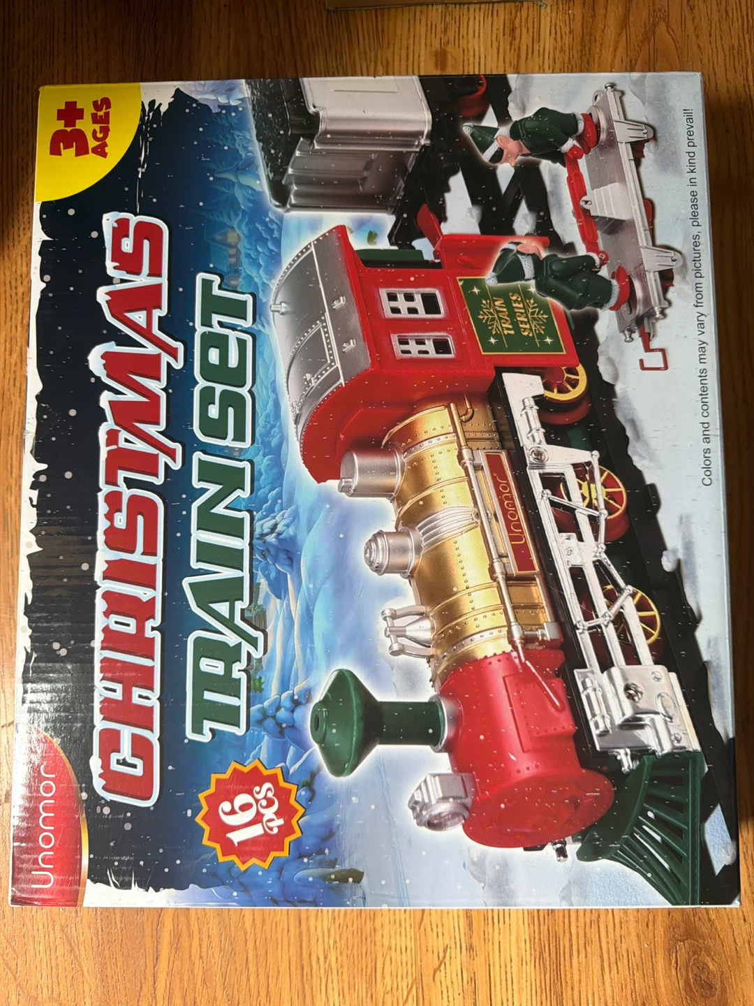 Unomor Christmas Train Set - 16 Pcs