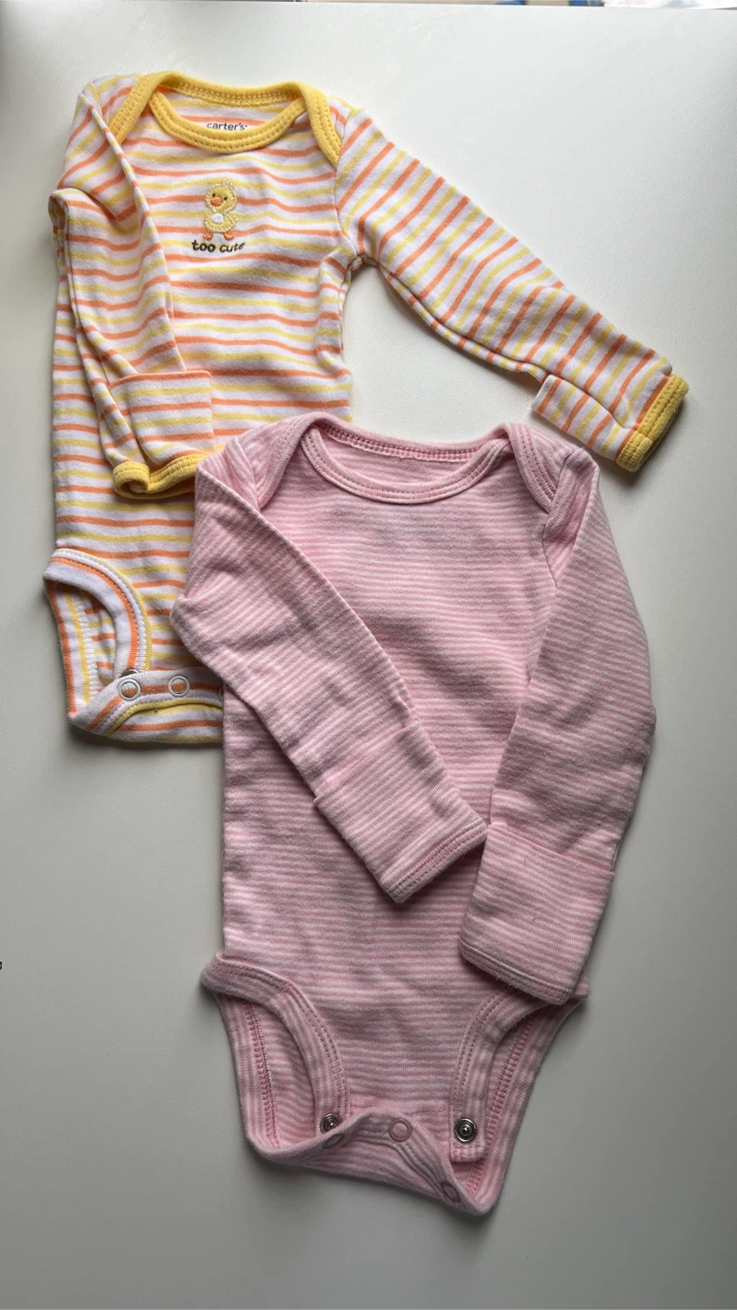 Newborn to 3 months baby girl clothes bundle - photo 5