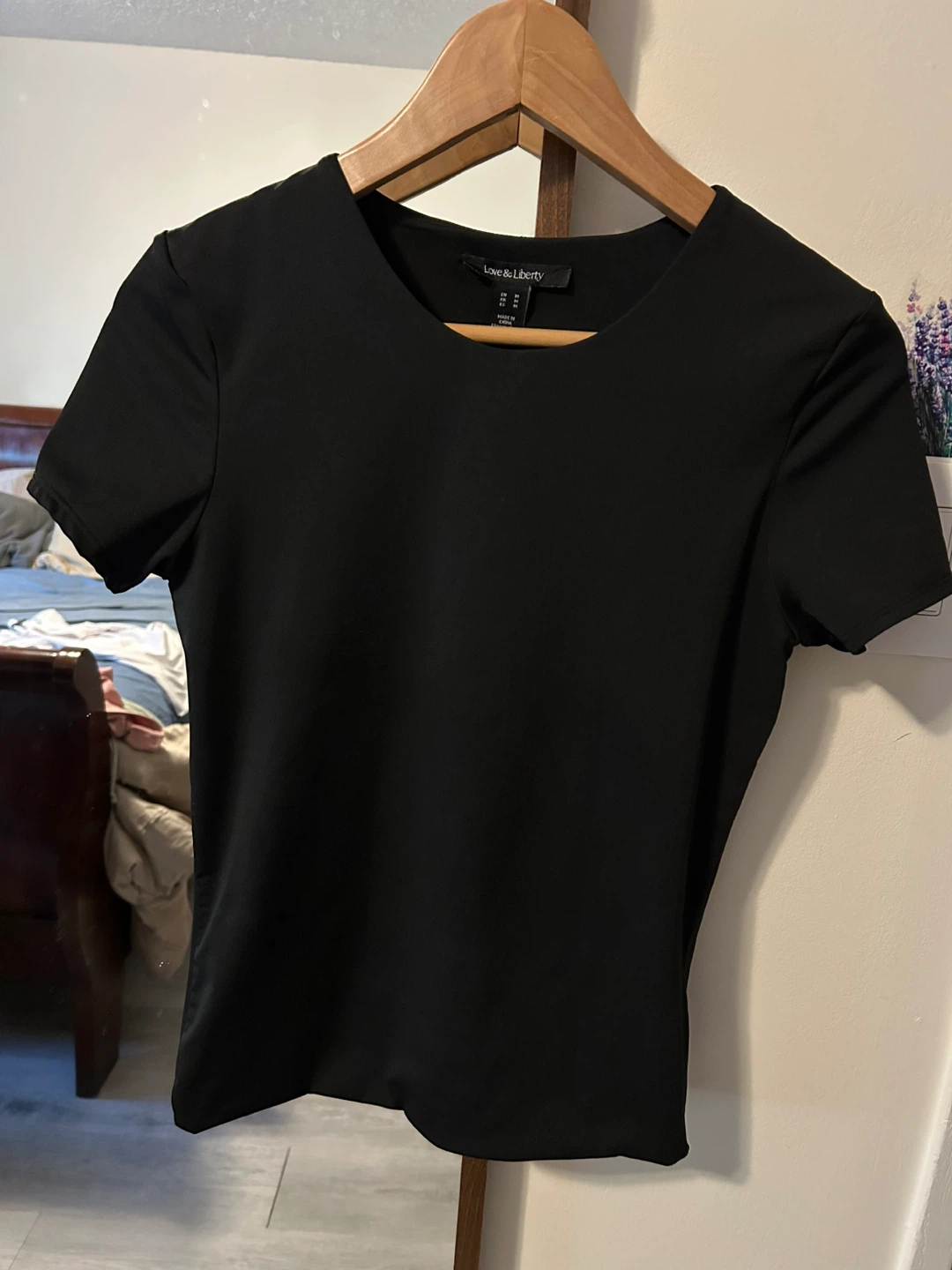 Love & Liberty Black and White T-Shirts (2) - photo 4