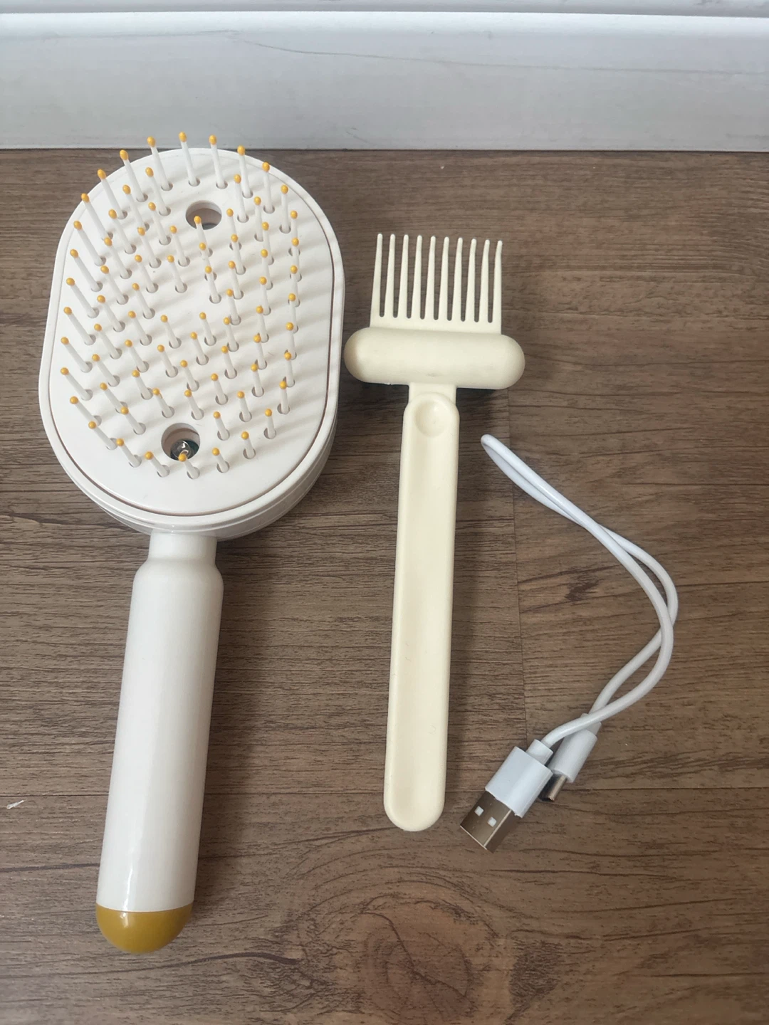 Electric Scalp Massager Brush with USB Charging Cable - photo 2