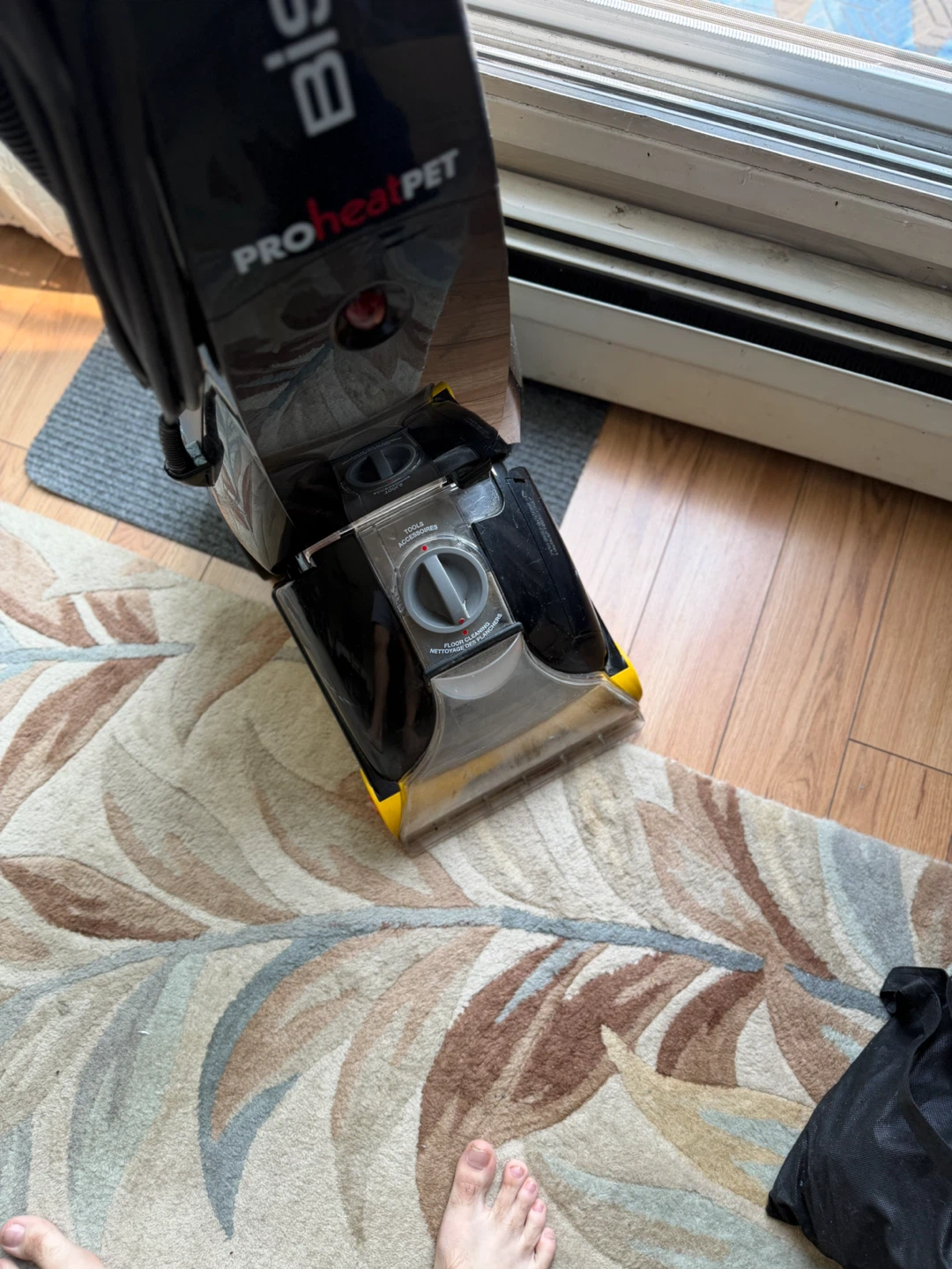 BISSELL Floor Cleaner Model 1846C - photo 2
