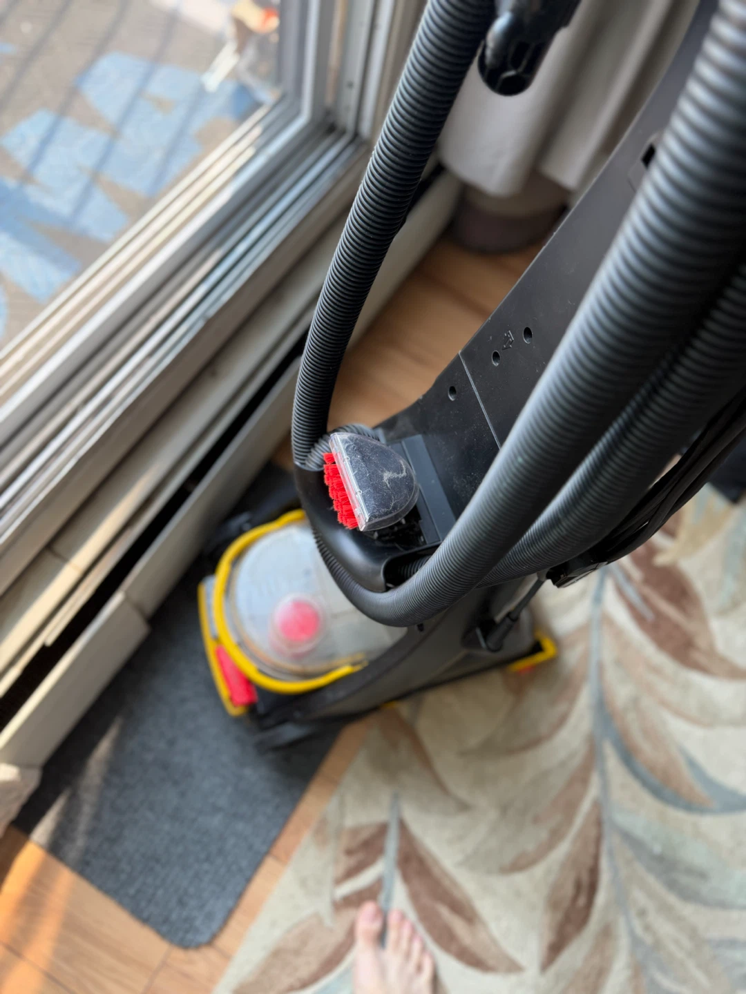 BISSELL Floor Cleaner Model 1846C - photo 3