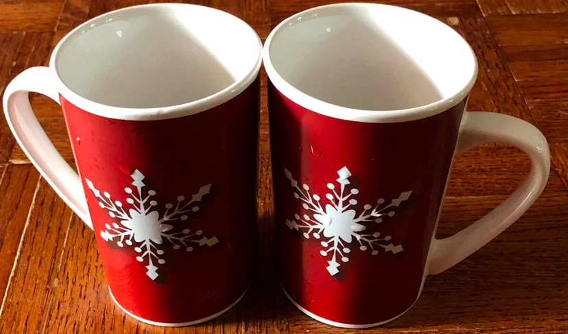 2 Red Snowflake Mugs - photo 2
