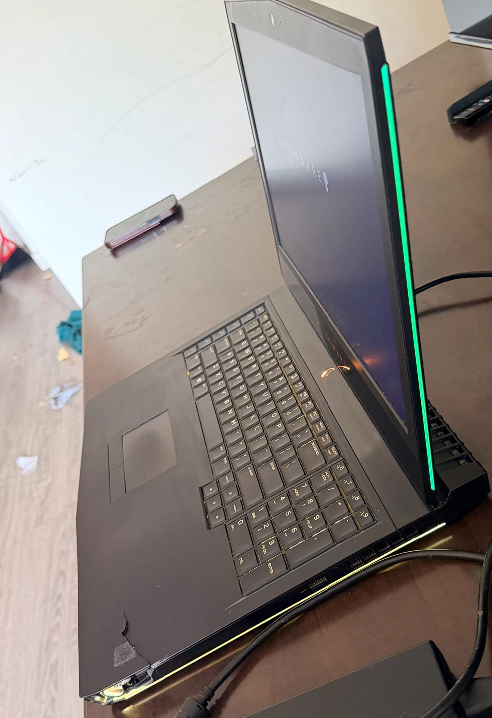 Alienware Laptop 17inch/16RAM/1TB storage - photo 2