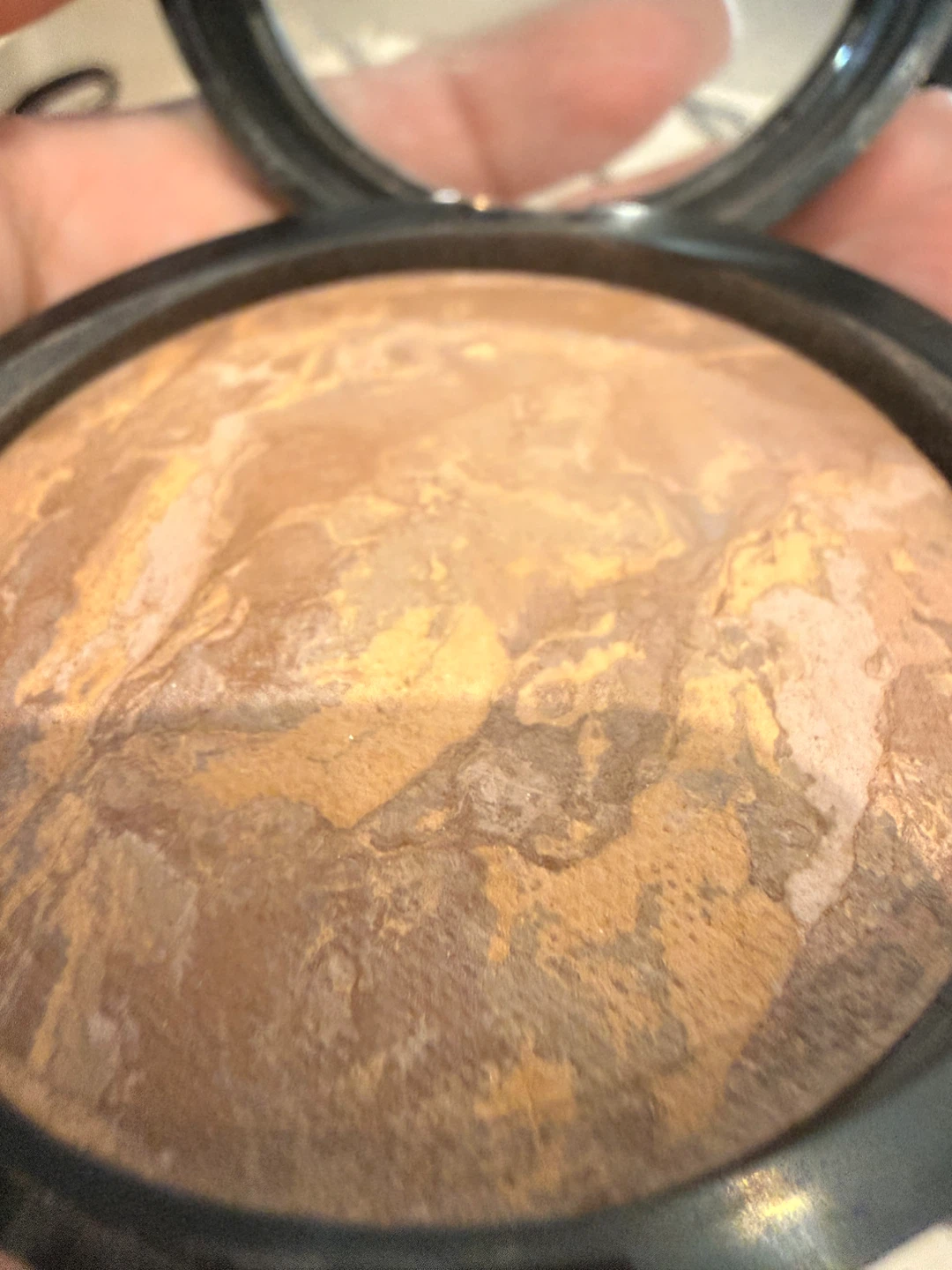 Laura Geller baked balance and brighten foundation - photo 4