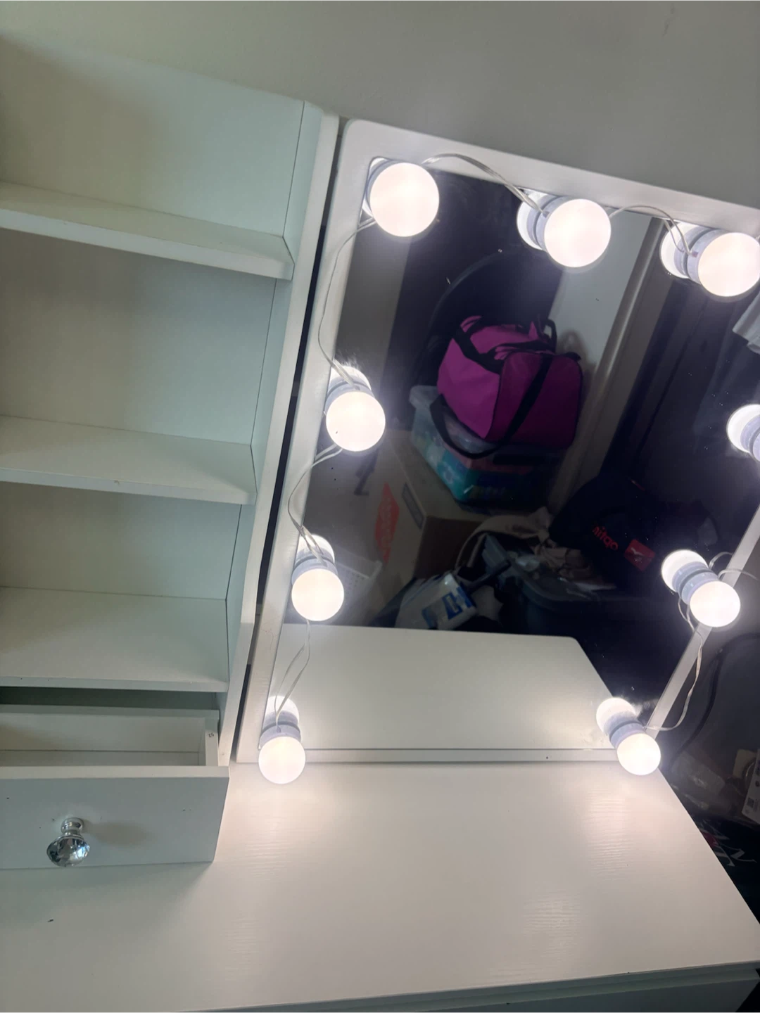 White Vanity Set with Lights - photo 4