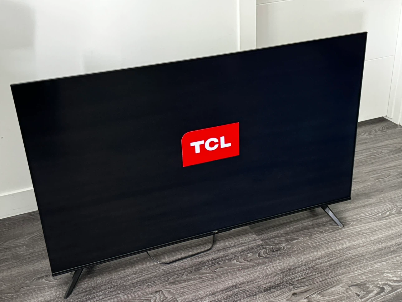 TCL 50" 4K Smart TV (Google TV) - Like New with Box! - photo 2