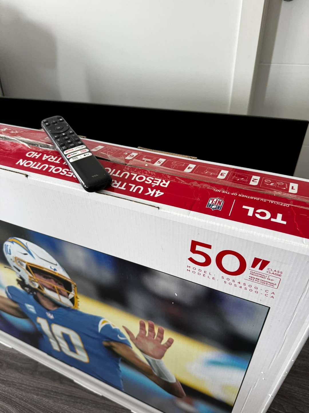 TCL 50" 4K Smart TV (Google TV) - Like New with Box! - photo 4