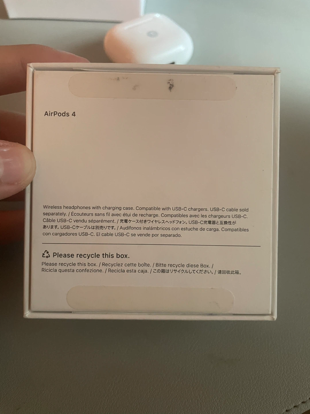 Apple AirPods 4th Gen with Charging Case - photo 4