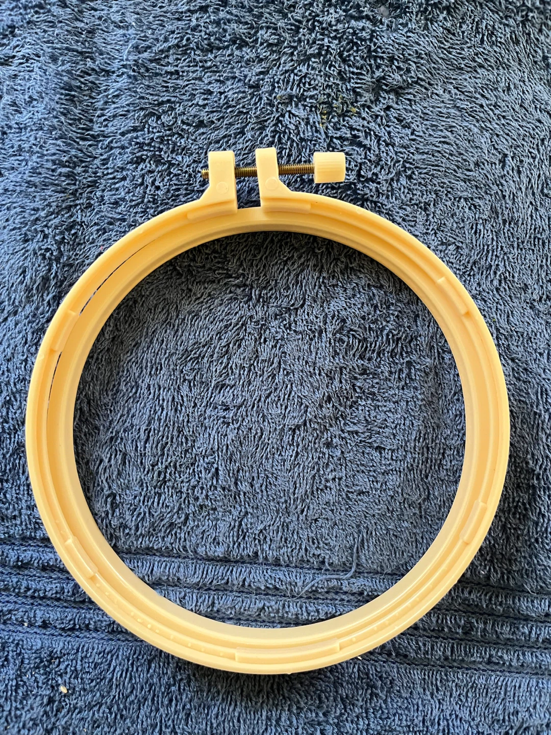 Free embroidery hoop - photo 2